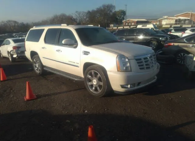 CADILLAC ESCALADE ESV 2013 1gys4hef8dr279251