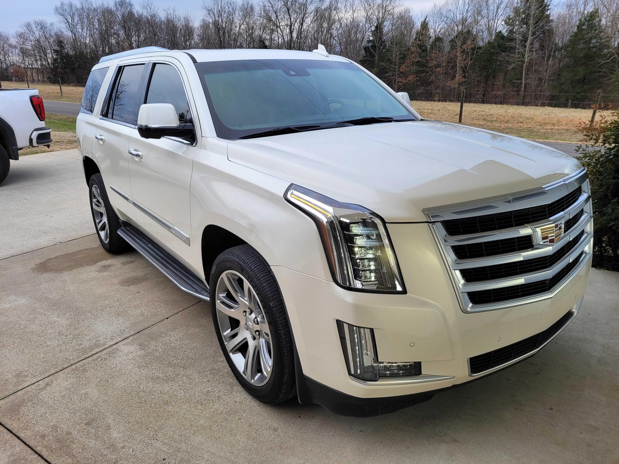 CADILLAC ESCALADE L 2015 1gys4mkj0fr536259