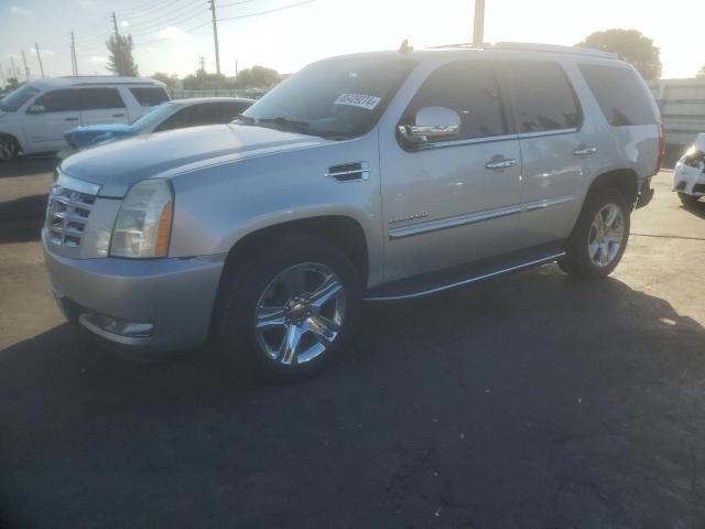 CADILLAC ESCALADE L 2010 1gyukbefxar175111