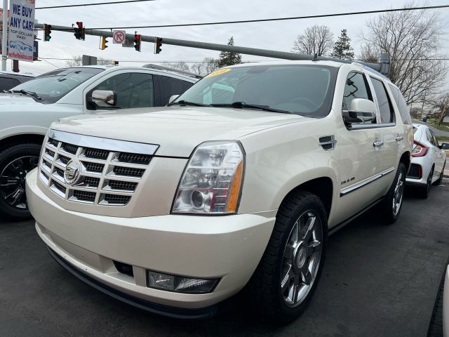 CADILLAC ESCALADE 2010 1gyukcef7ar147854