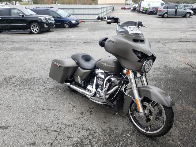 HARLEY-DAVIDSON FLHX STREE 2018 1hd1kbc18jb639326