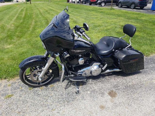 HARLEY-DAVIDSON FLHXS 2014 1hd1krm18eb639615