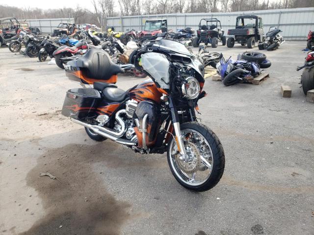 HARLEY-DAVIDSON FLHXSE CVO 2015 1hd1pxn15fb957830