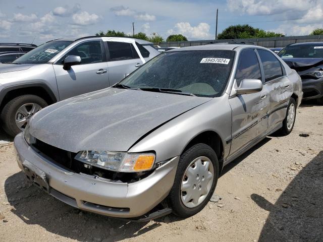 HONDA ACCORD 1996 1hgcd5631ta270418