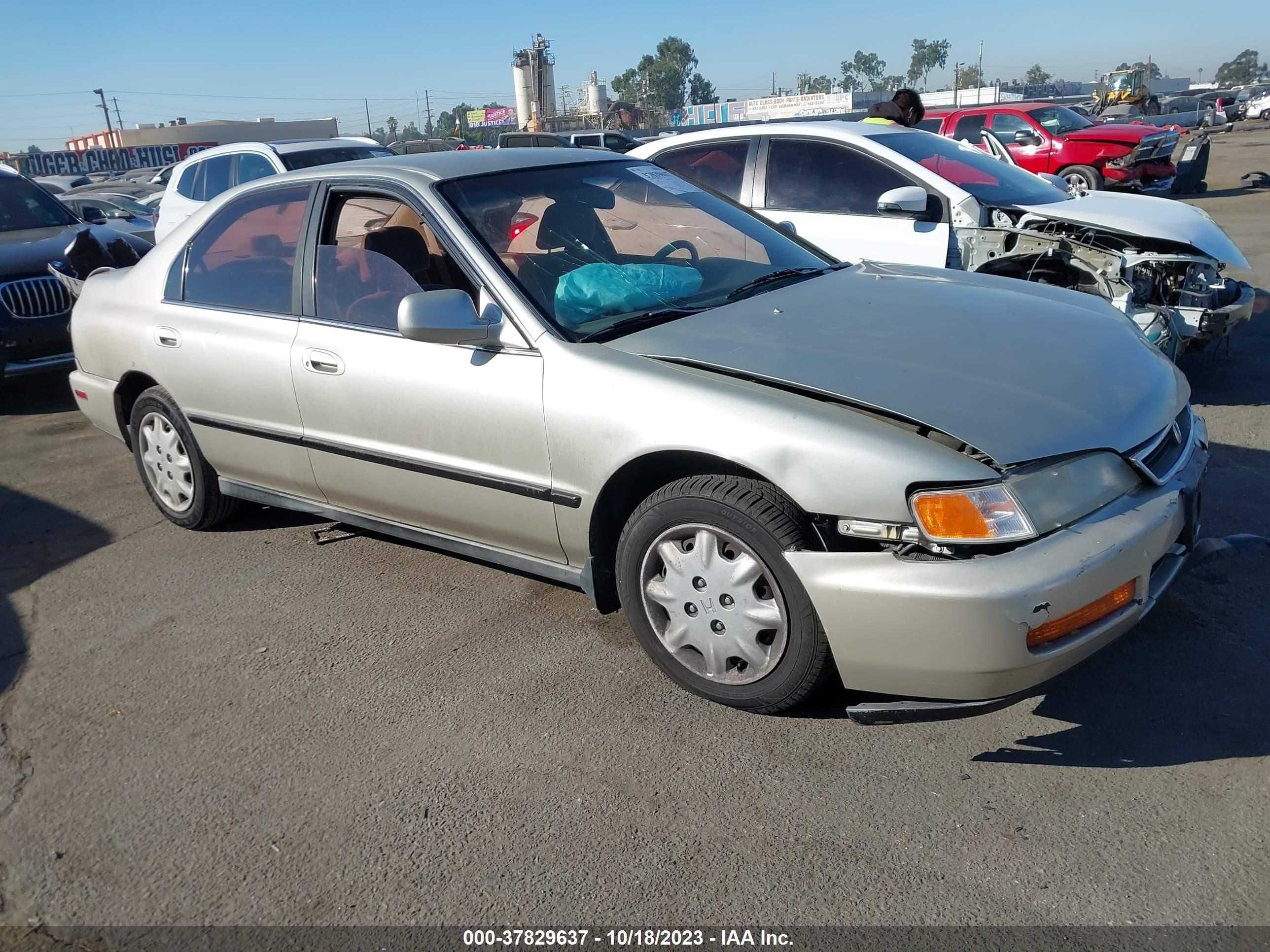 HONDA ACCORD 1997 1hgcd5634va208658