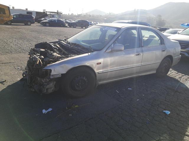 HONDA ACCORD 1996 1hgcd5656ta177587