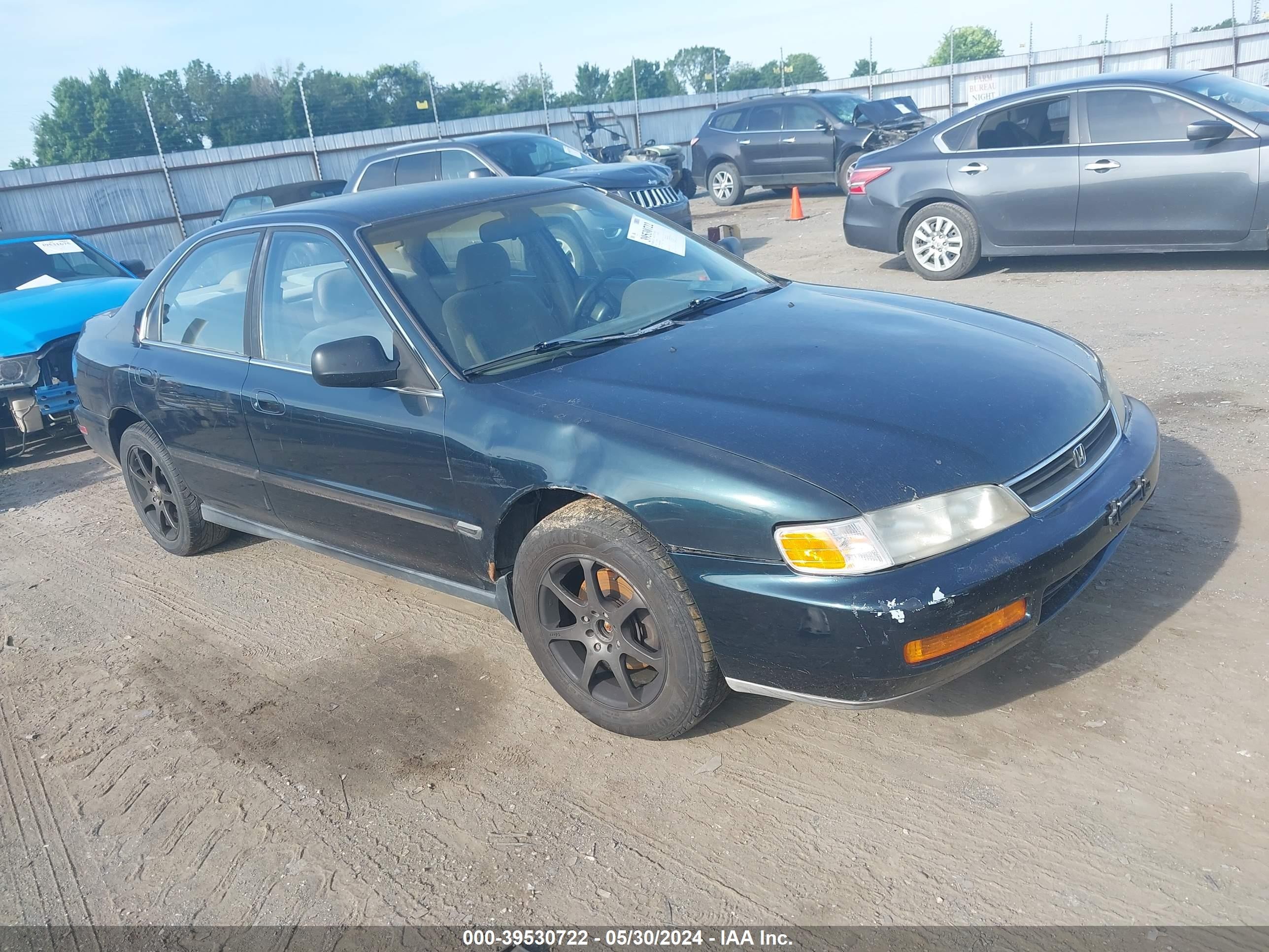 HONDA ACCORD 1996 1hgce6640ta000561