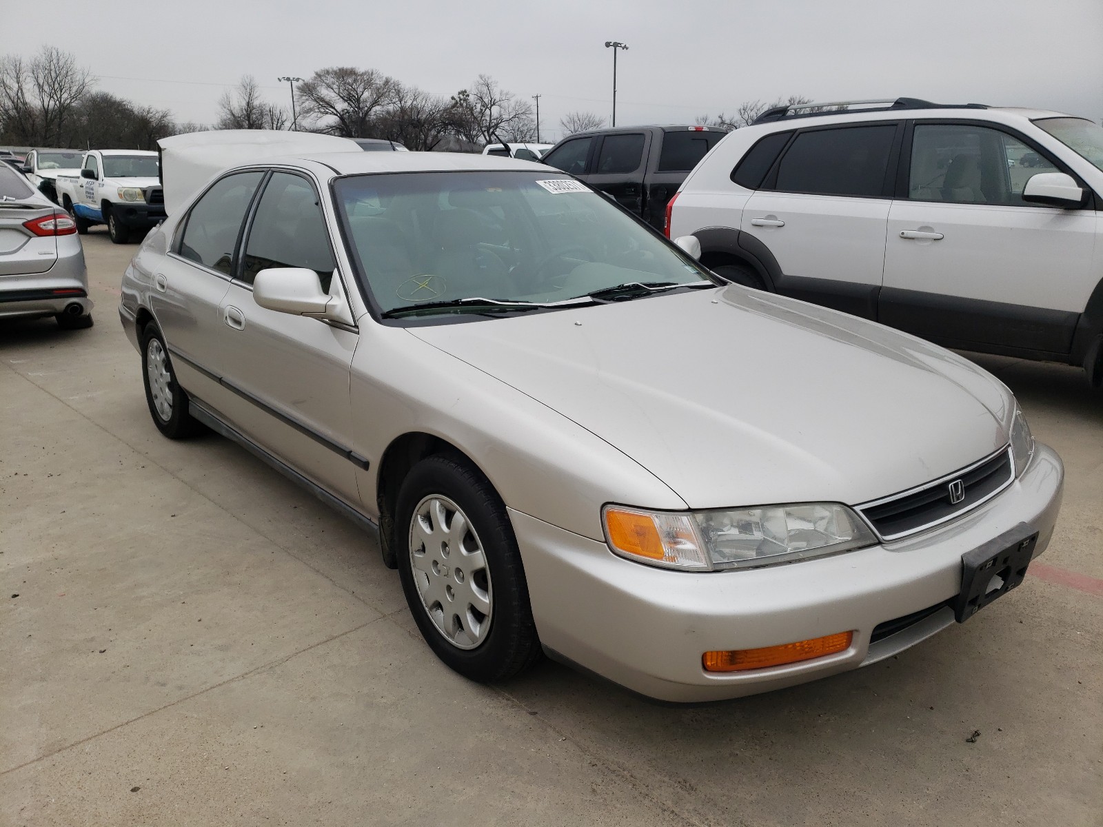 HONDA ACCORD LX 1997 1hgce6648va005624