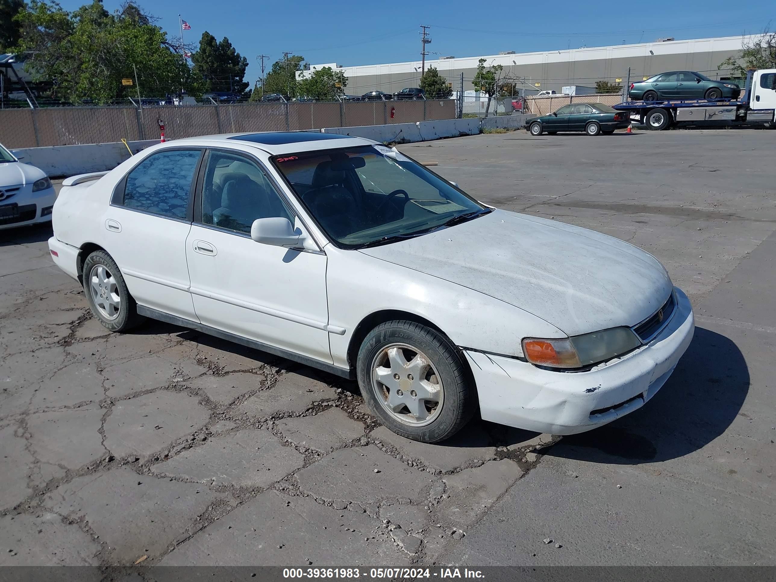 HONDA ACCORD 1996 1hgce6671ta023499