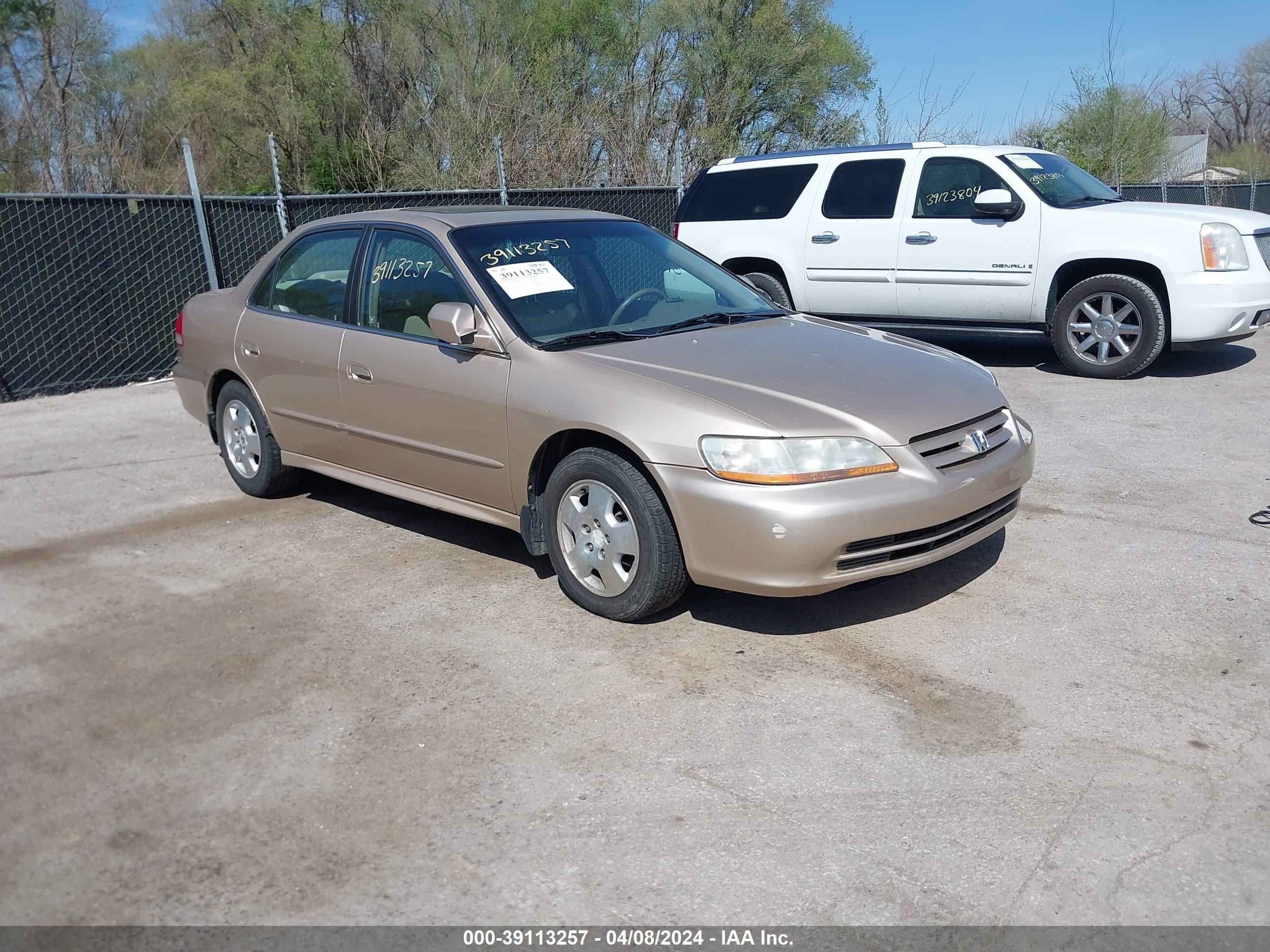 HONDA ACCORD 2001 1hgcg16511a008655