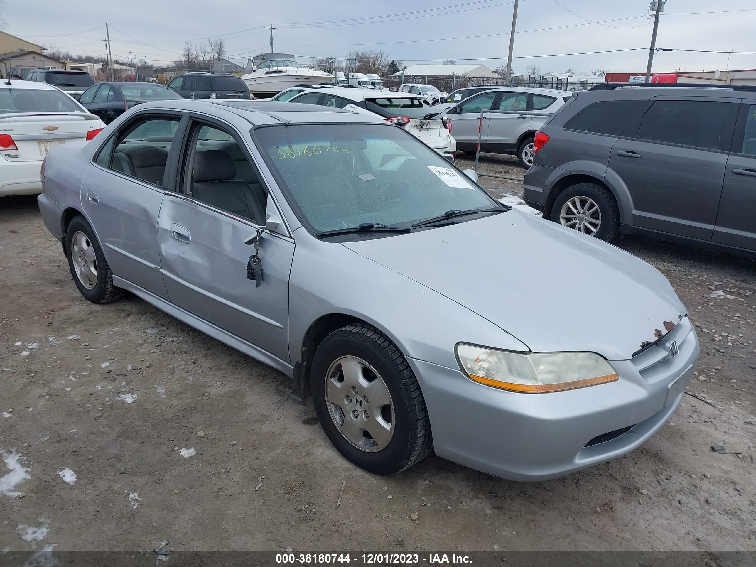 HONDA ACCORD 2001 1hgcg16511a068600