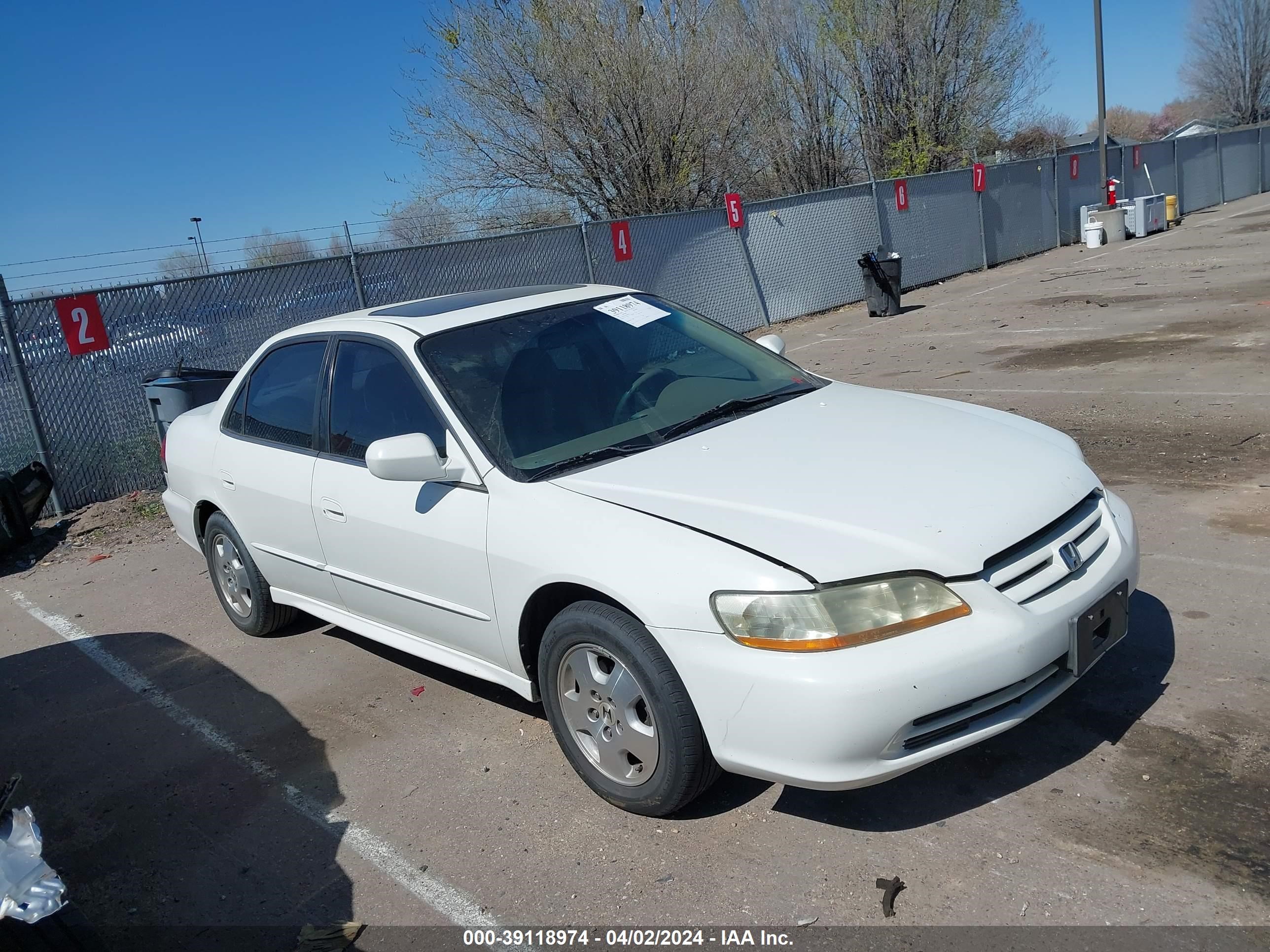 HONDA ACCORD 2002 1hgcg16512a049904