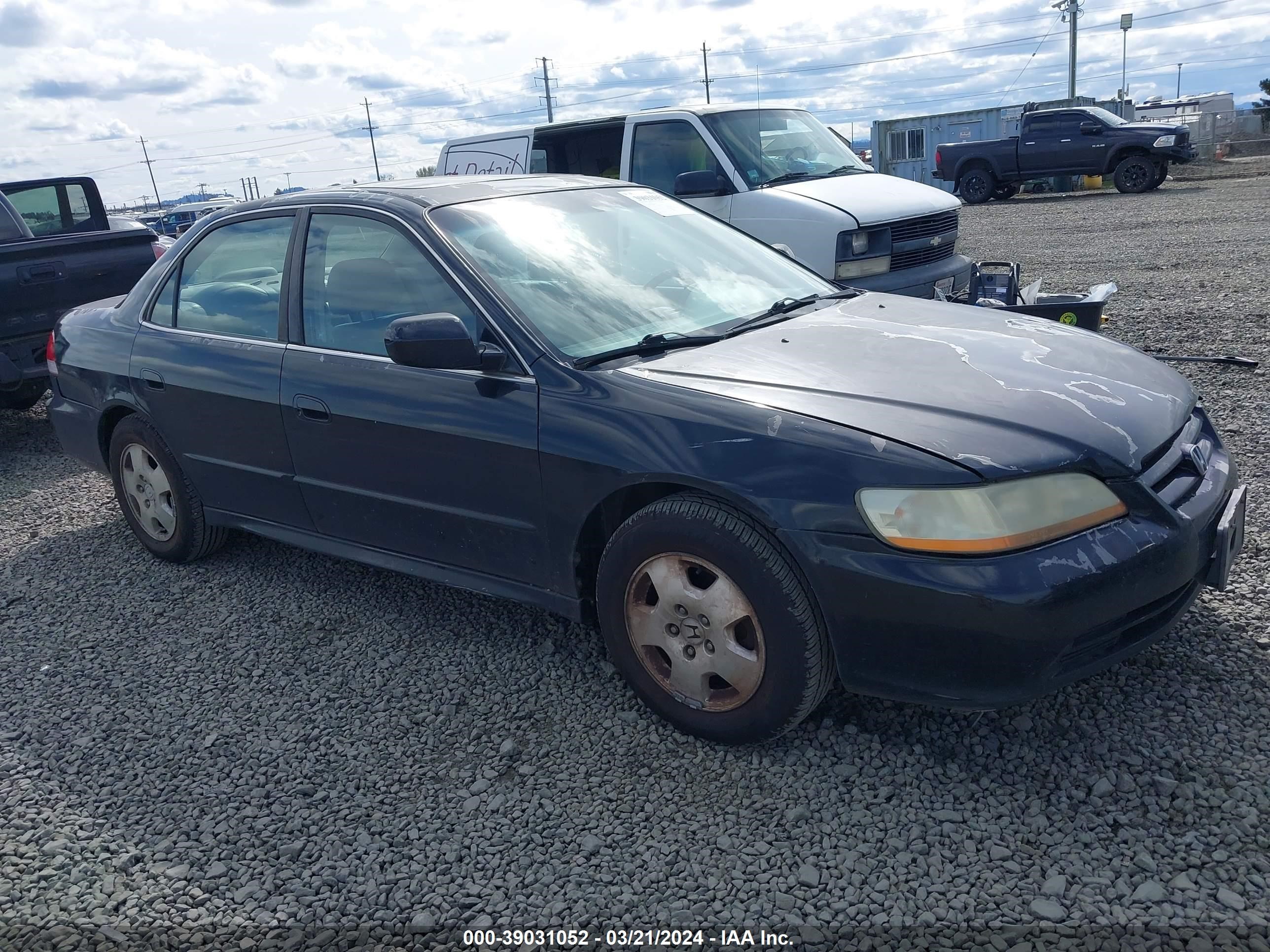 HONDA ACCORD 2002 1hgcg16522a006415