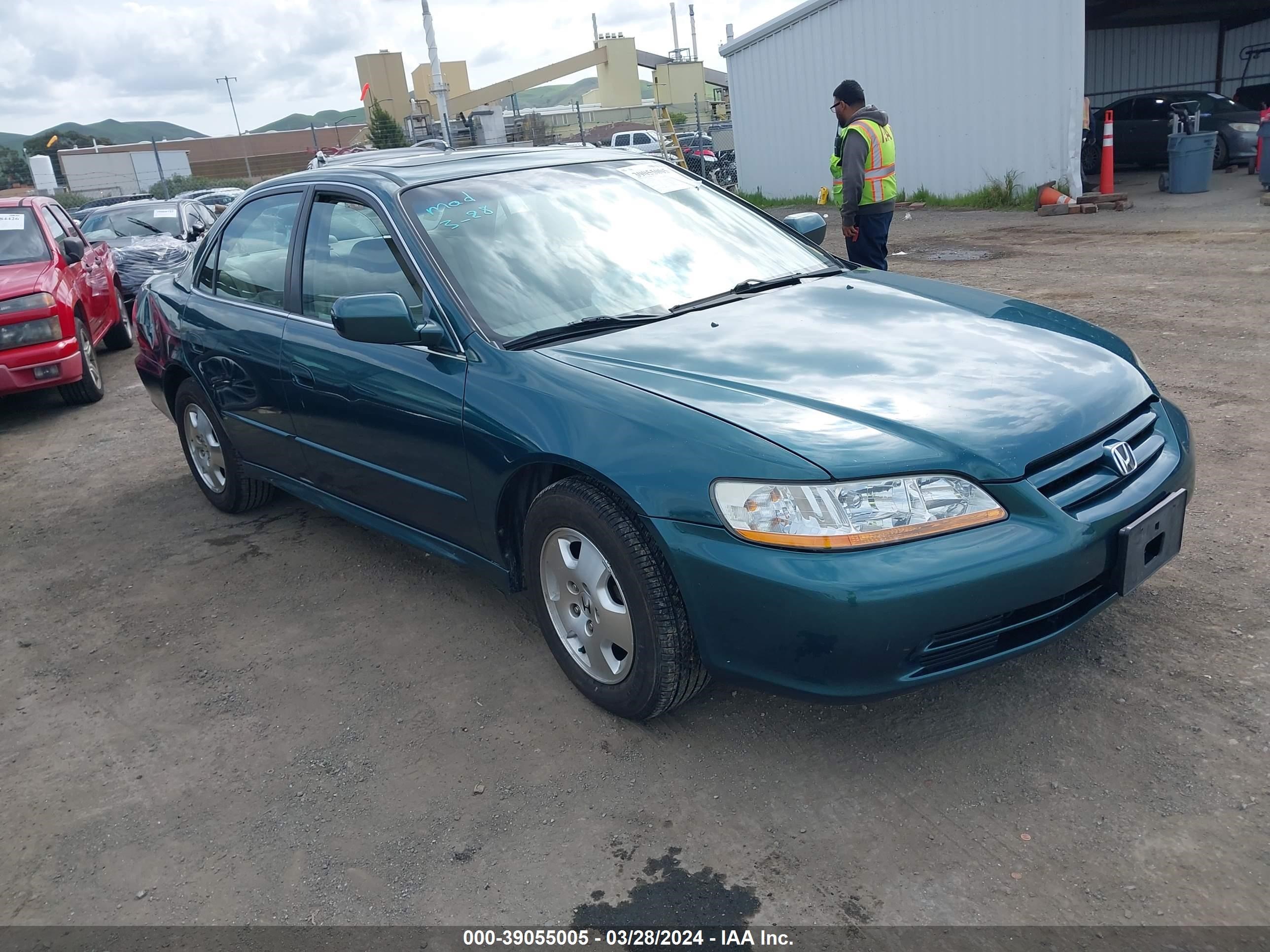 HONDA ACCORD 2002 1hgcg16542a070889