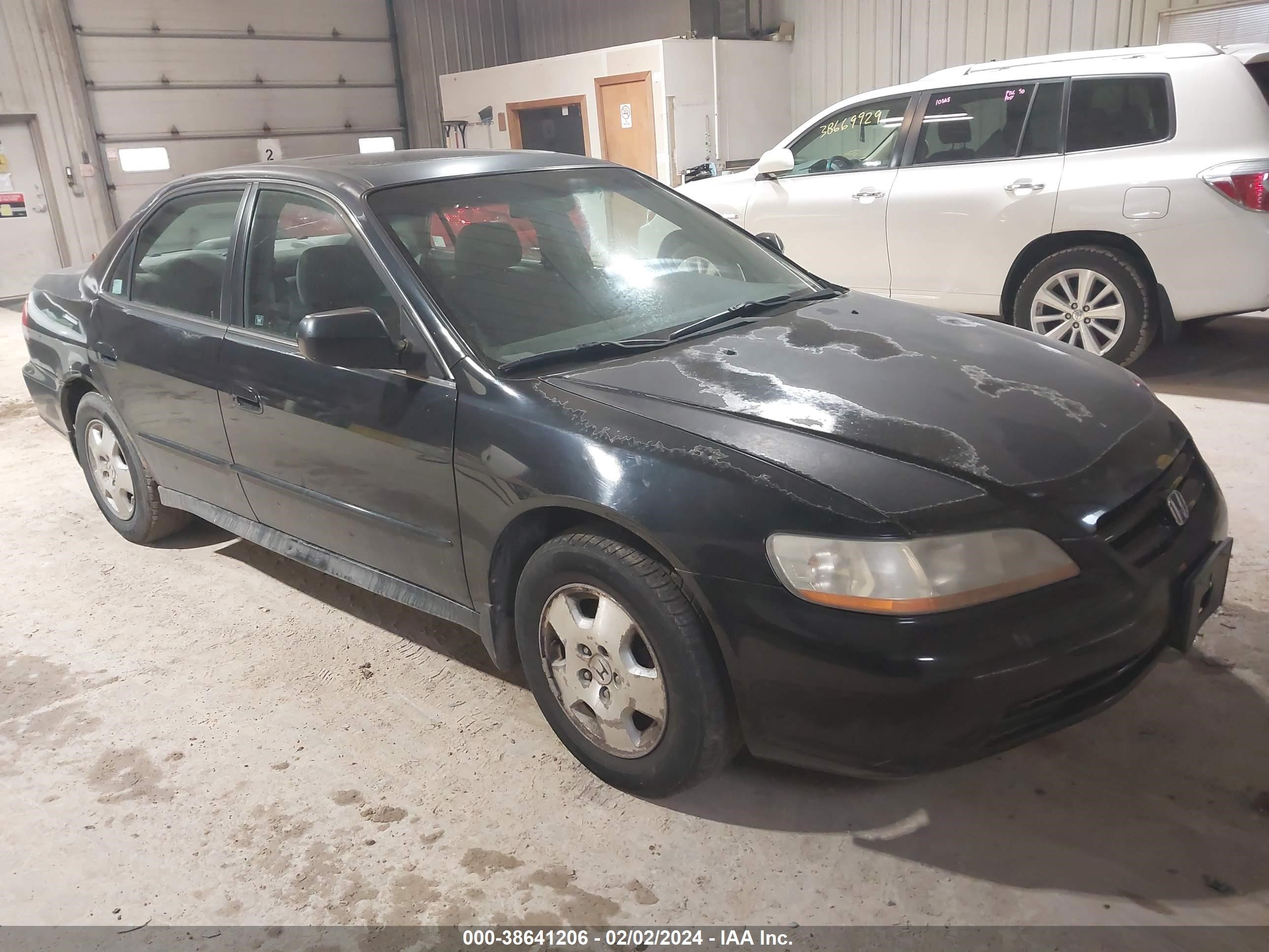 HONDA ACCORD 2001 1hgcg16551a018010