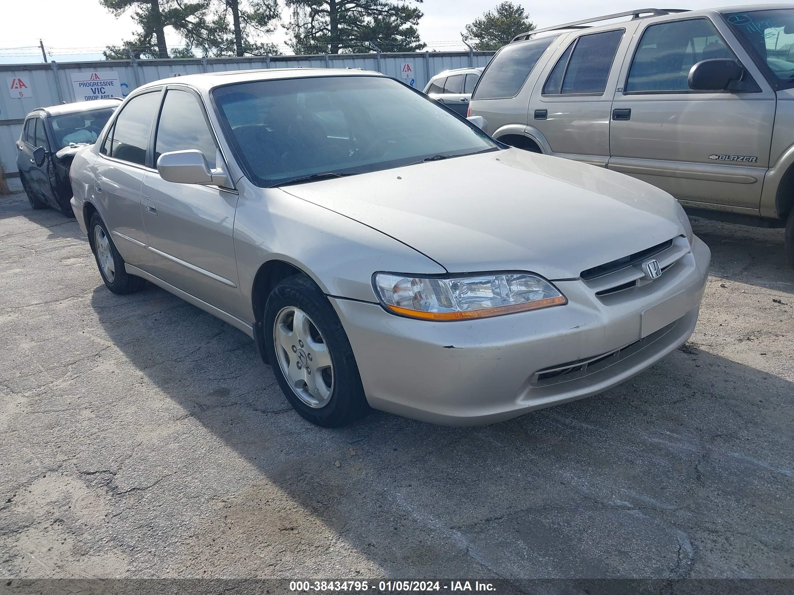 HONDA ACCORD 1999 1hgcg1655xa015116