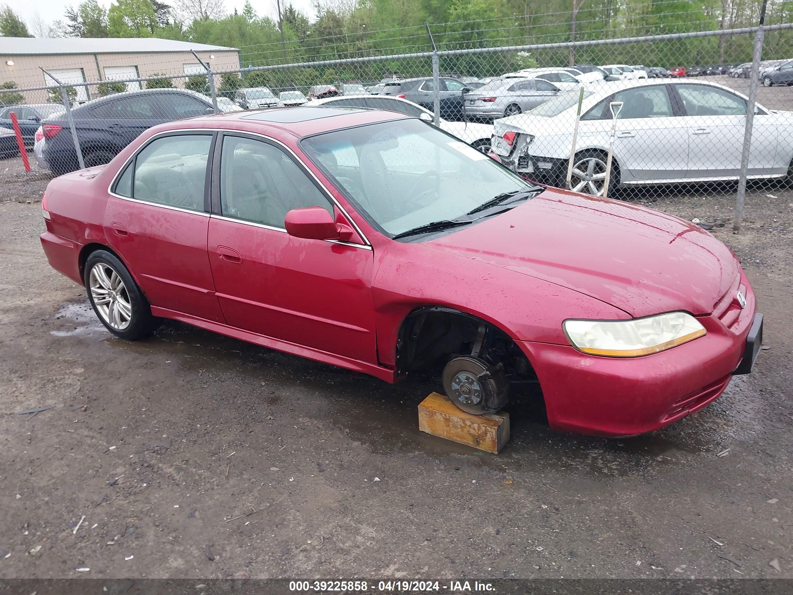 HONDA ACCORD 2002 1hgcg16562a056508