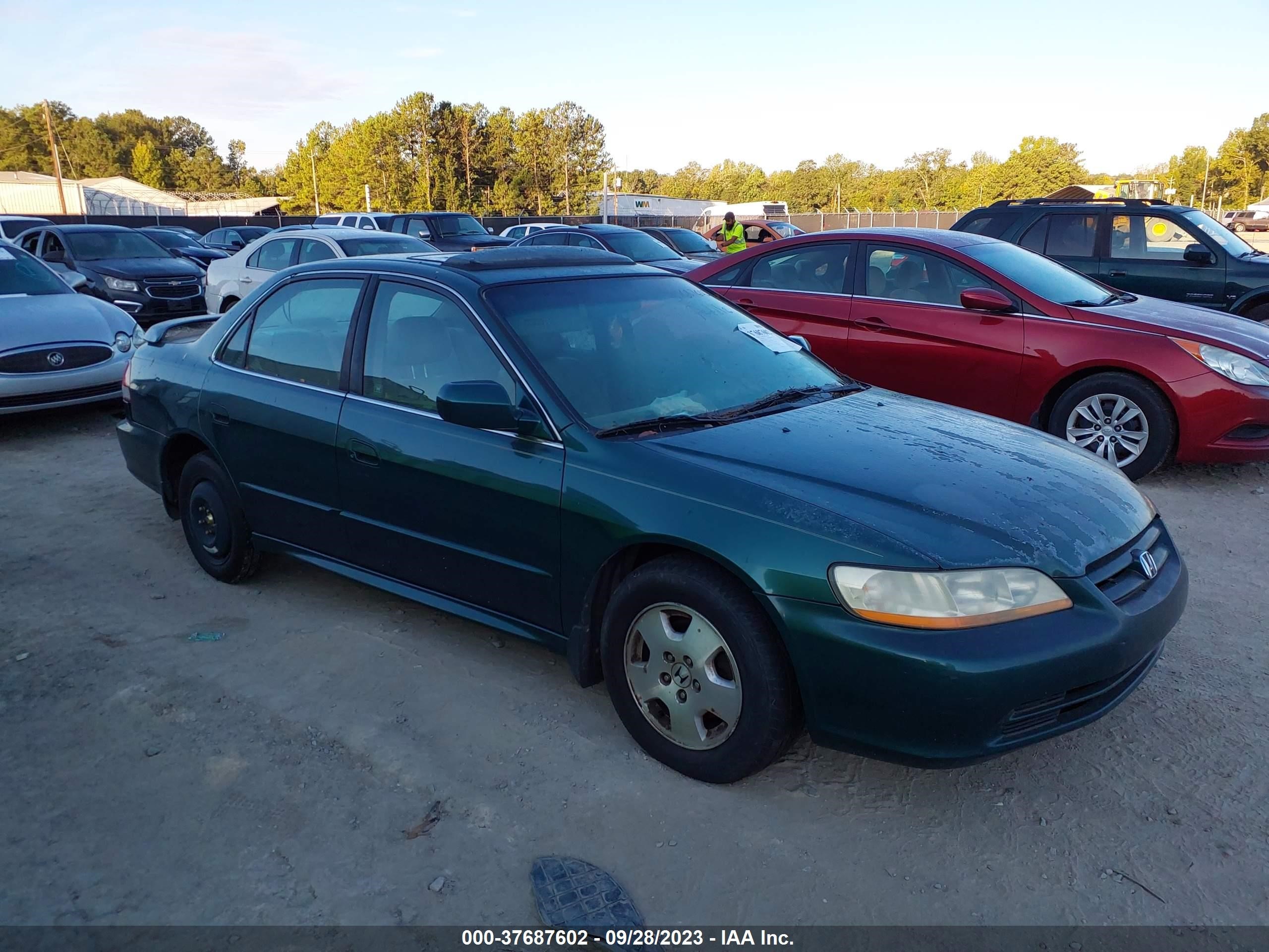 HONDA ACCORD 2002 1hgcg16572a015689