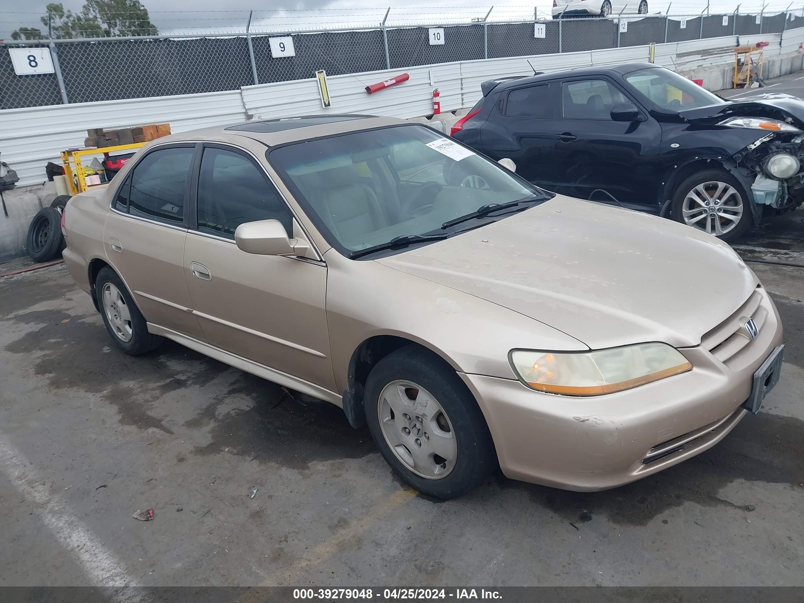 HONDA ACCORD 2002 1hgcg16572a039894