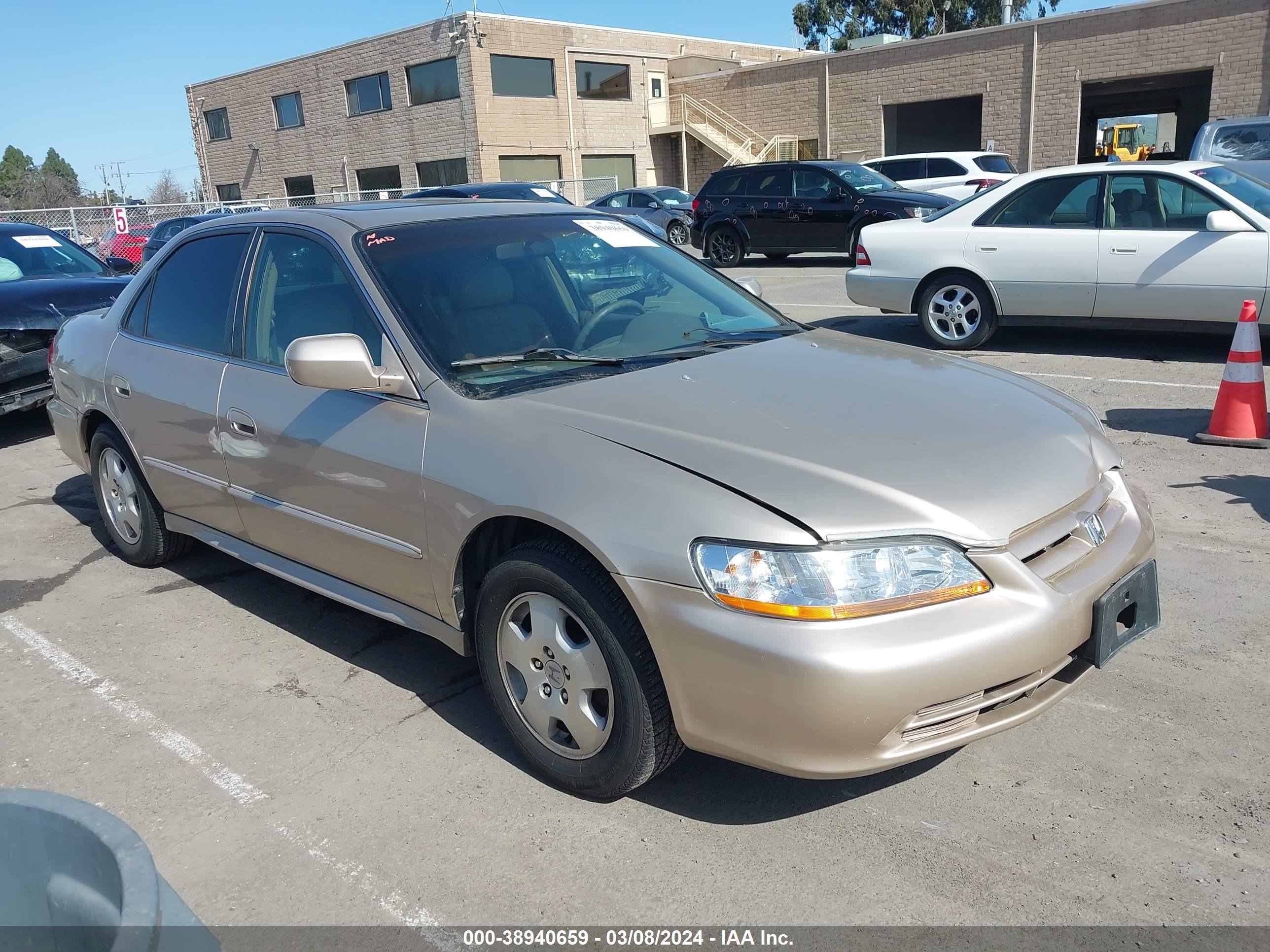 HONDA ACCORD 2001 1hgcg16581a018809