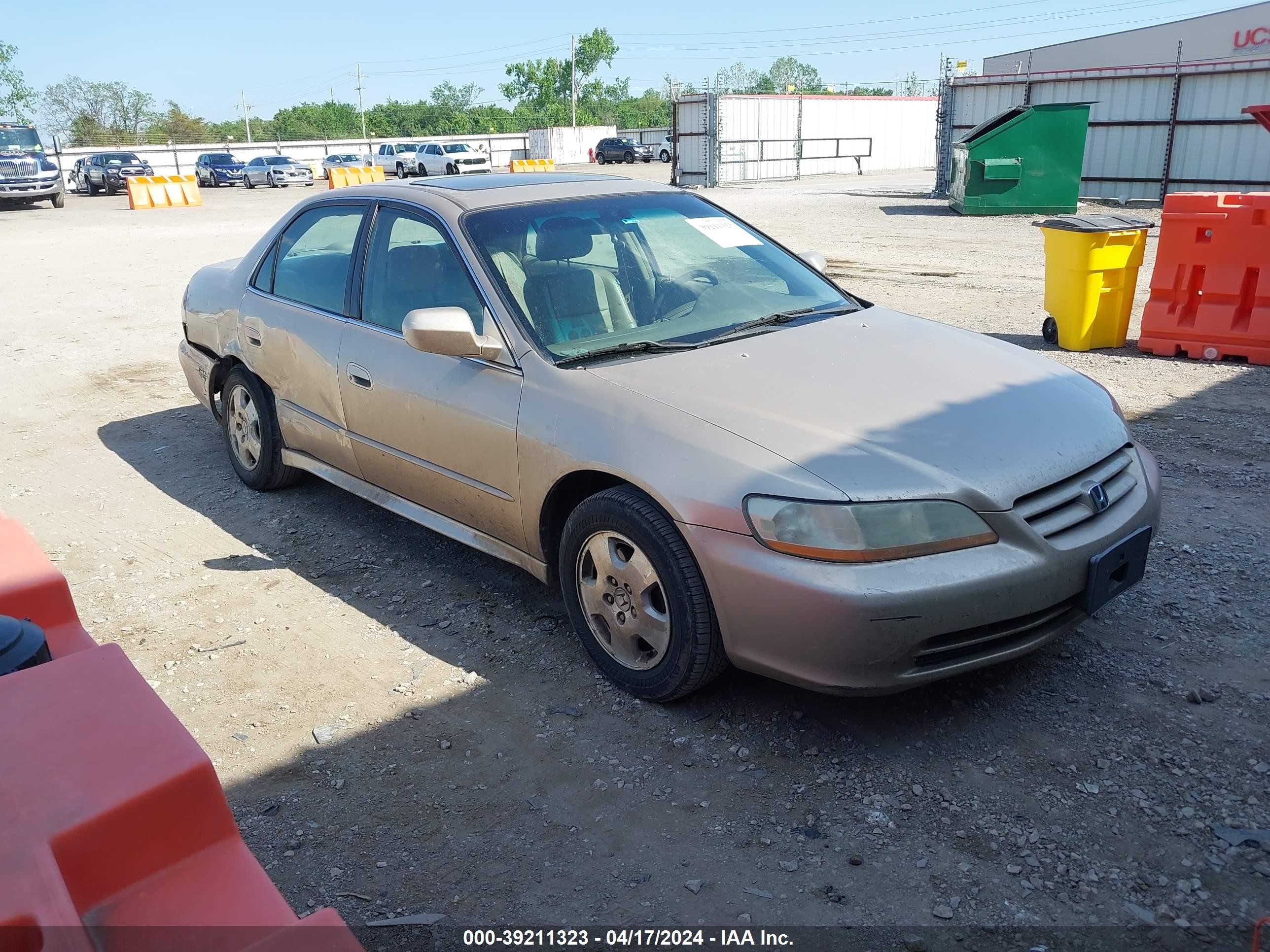 HONDA ACCORD 2001 1hgcg16581a084390