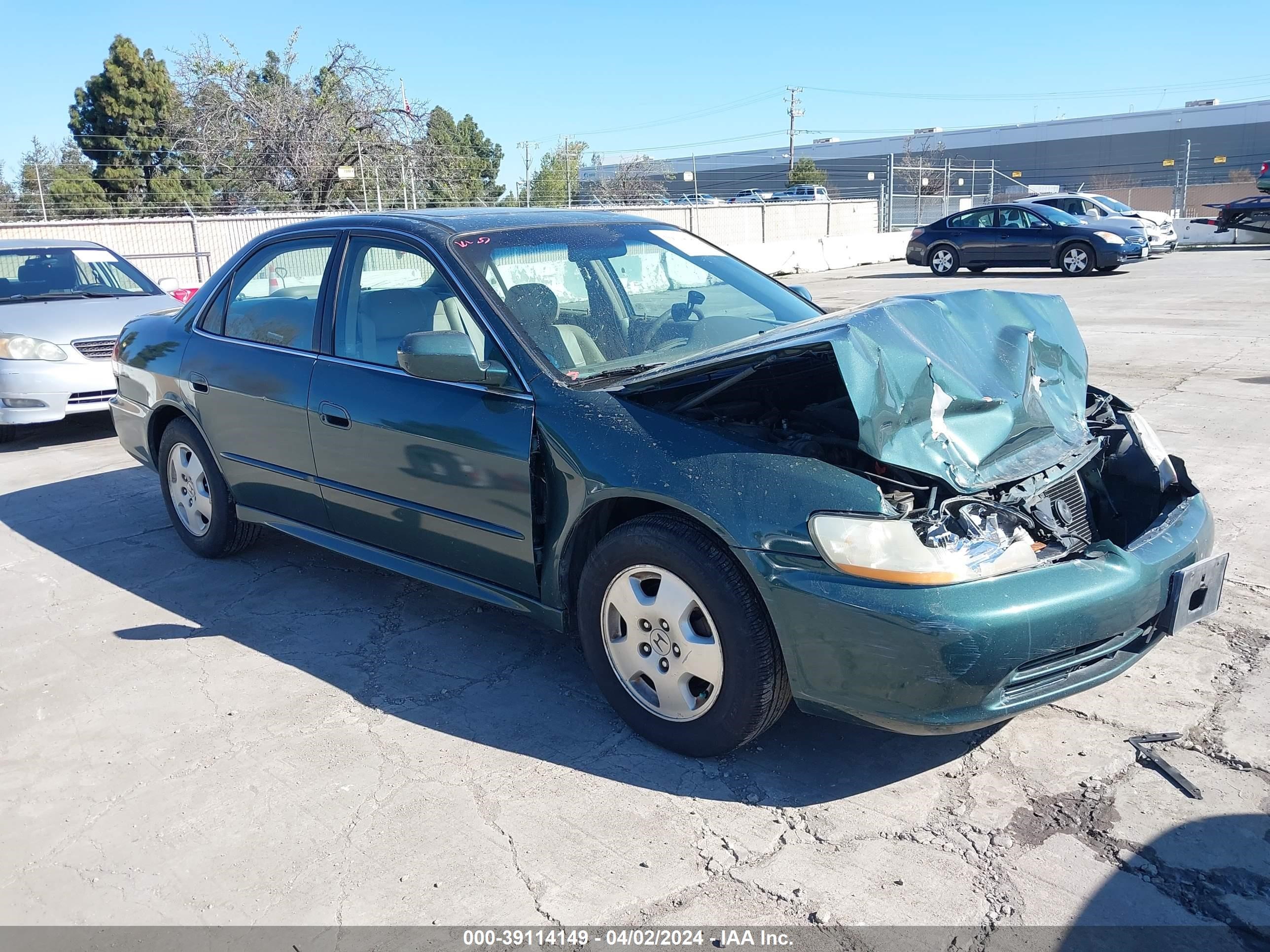 HONDA ACCORD 2002 1hgcg16582a022456