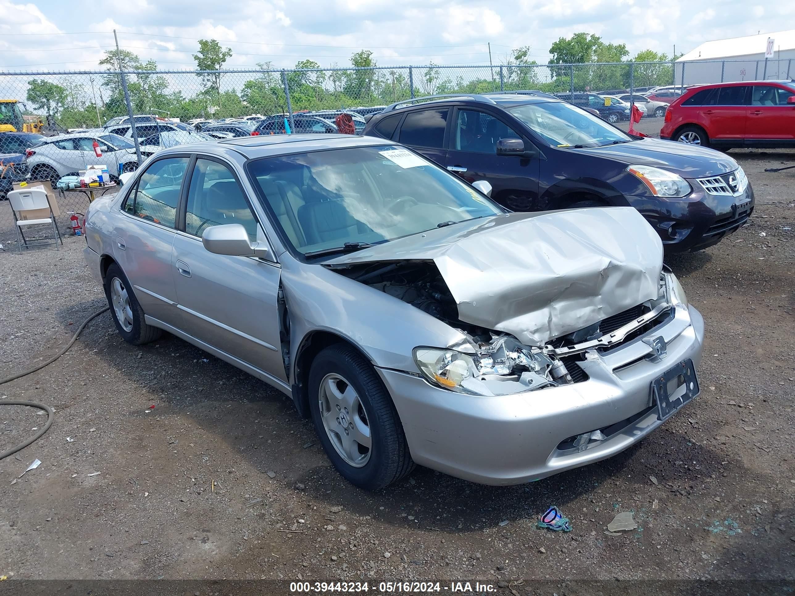 HONDA ACCORD 1999 1hgcg1658xa002392