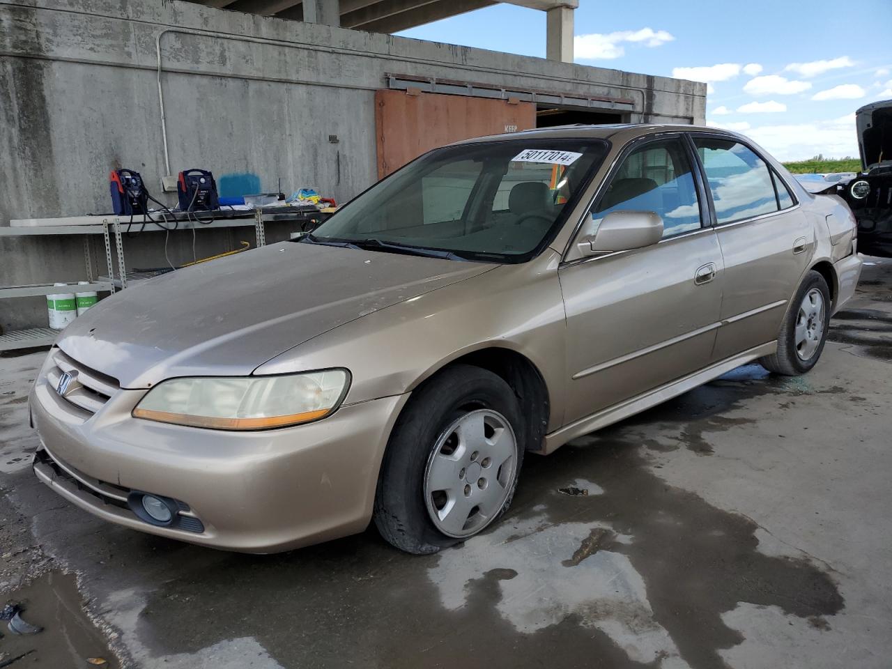 HONDA ACCORD 2001 1hgcg16591a084379