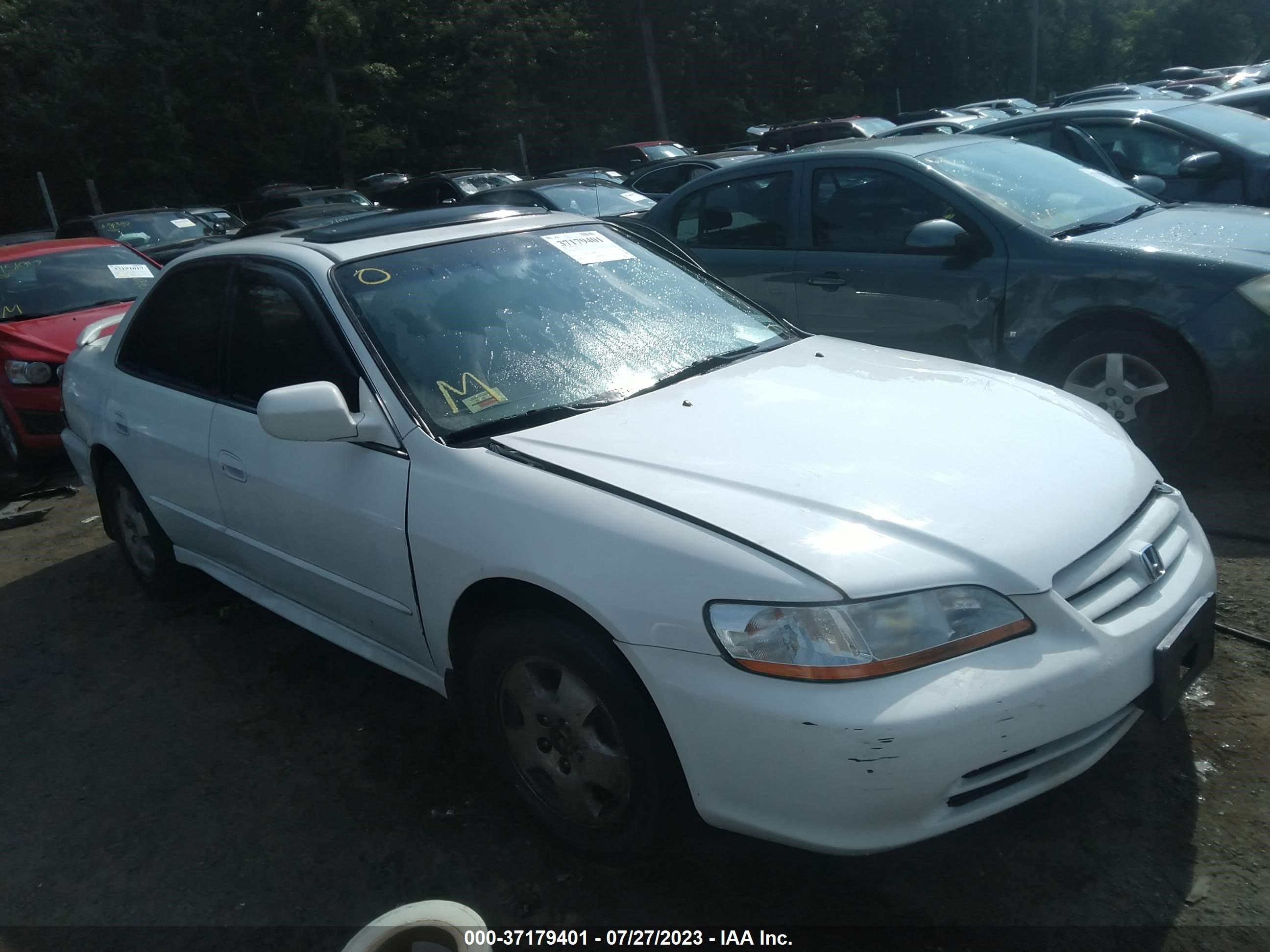 HONDA ACCORD 2002 1hgcg16592a027486