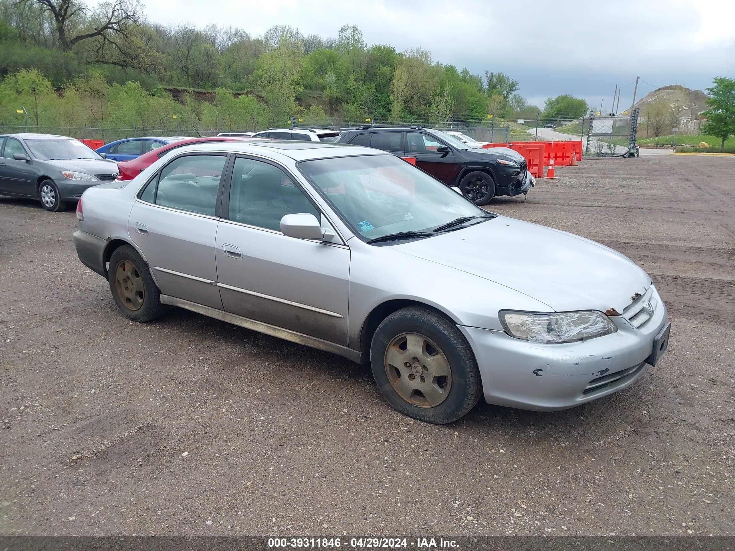 HONDA ACCORD 2001 1hgcg165x1a017449