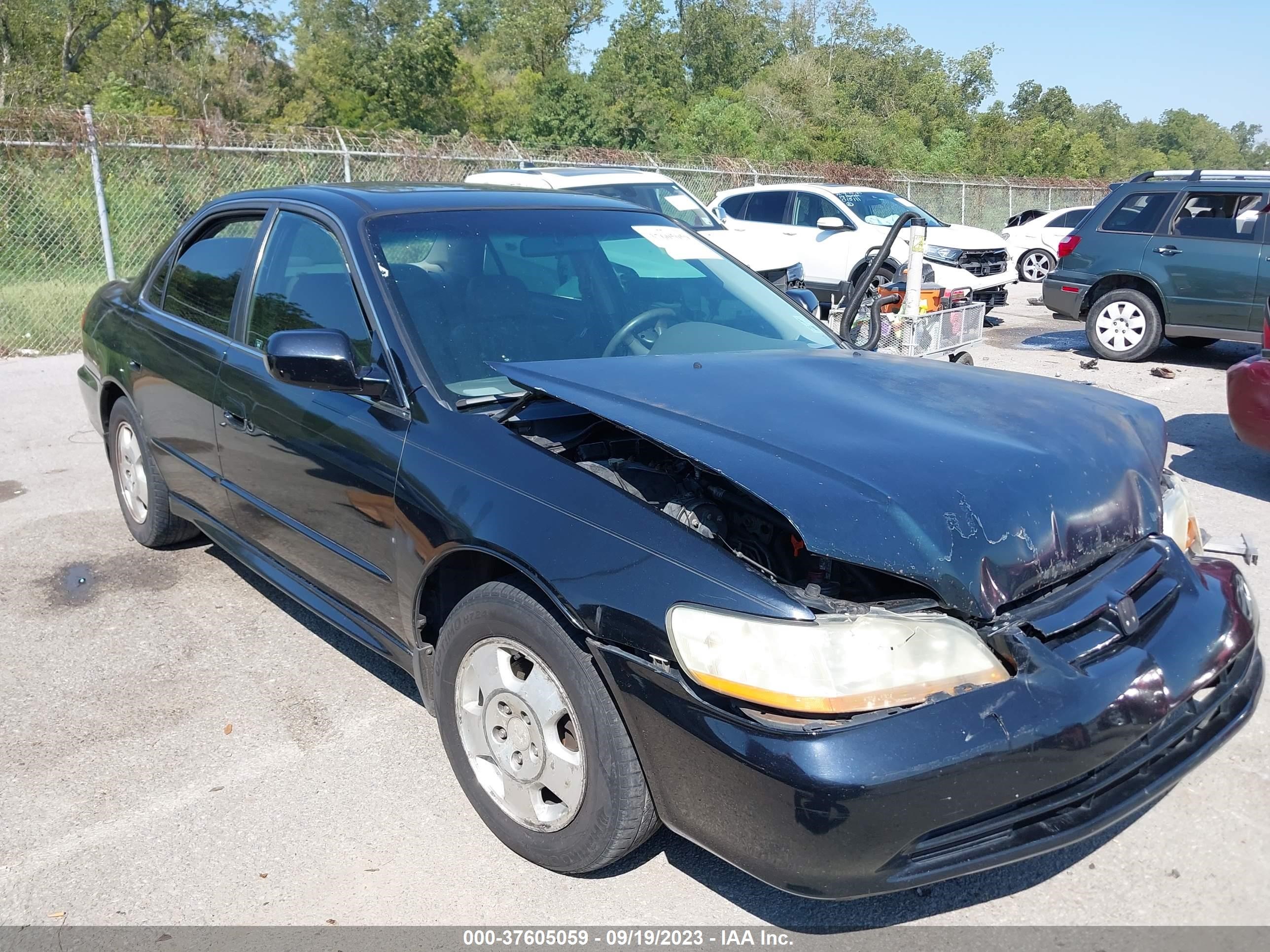 HONDA ACCORD 2002 1hgcg165x2a069908