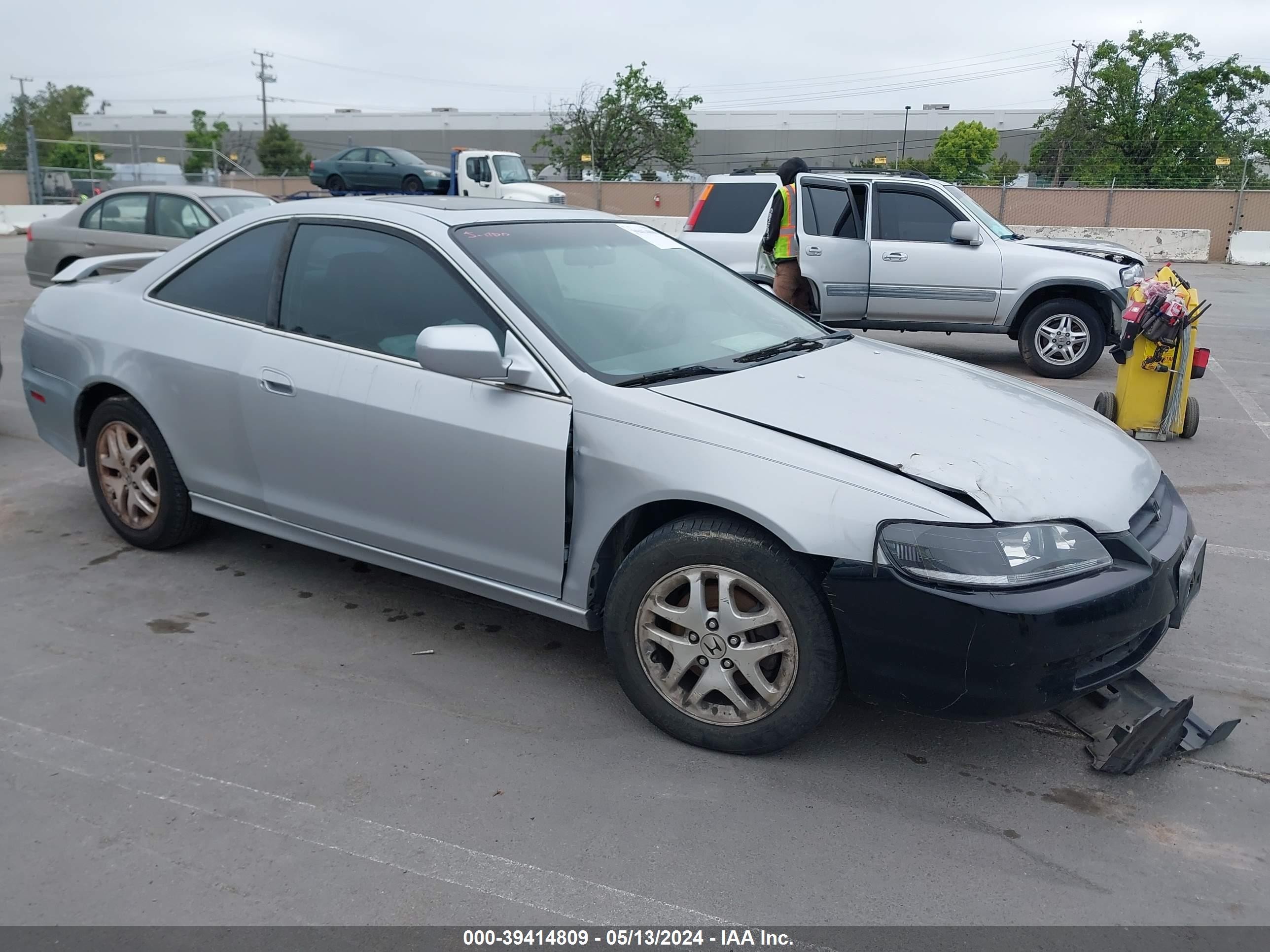 HONDA ACCORD 2002 1hgcg22572a012349