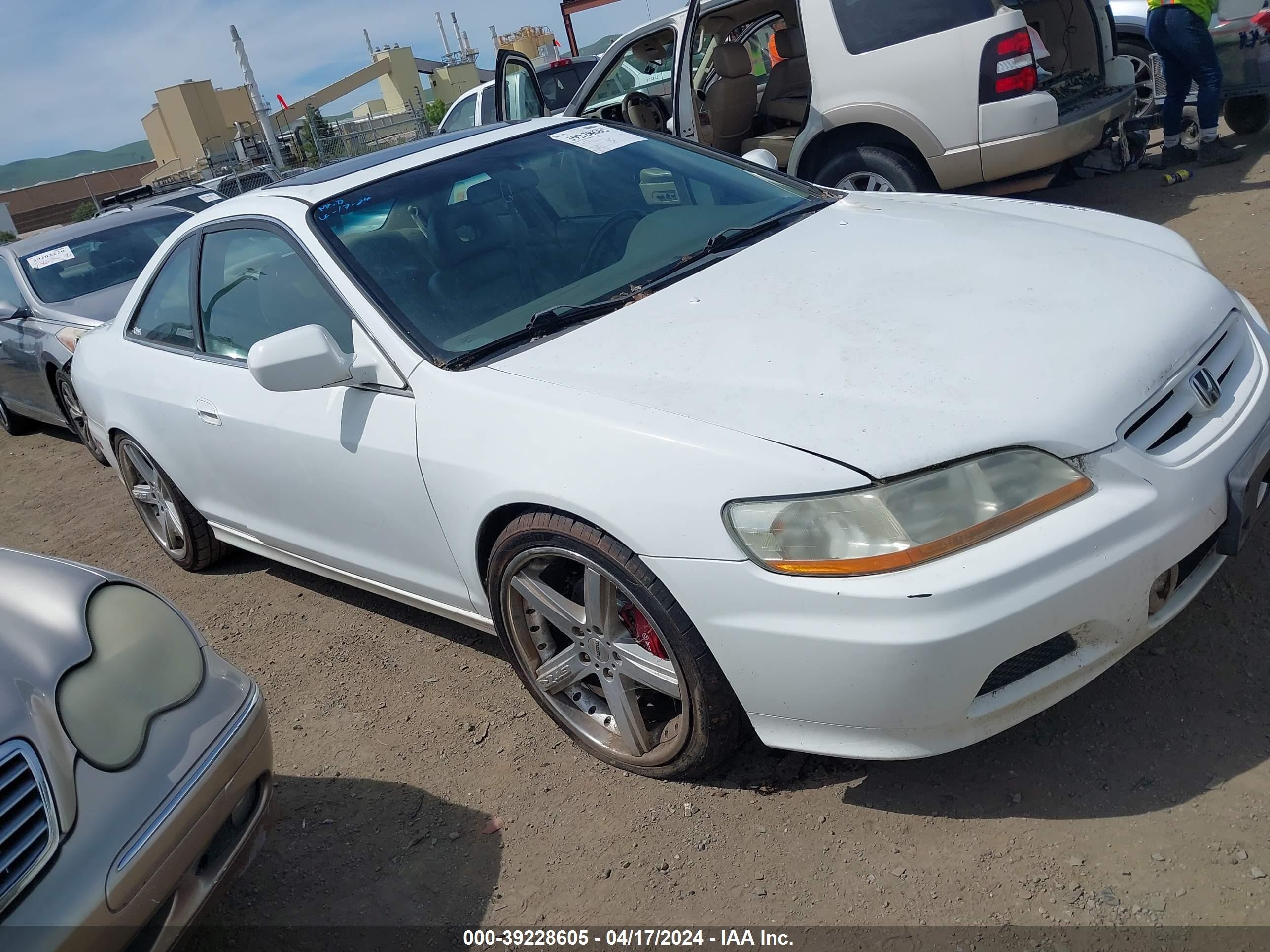 HONDA ACCORD 2002 1hgcg225x2a013950