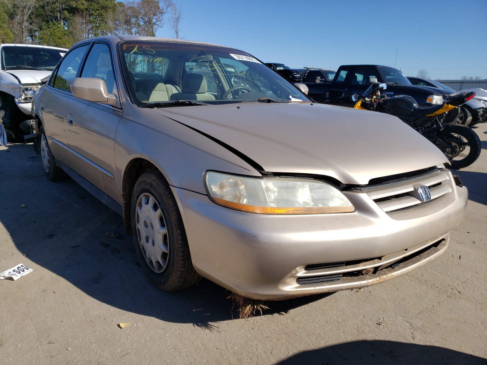 HONDA ACCORD LX 2002 1hgcg56402a063565