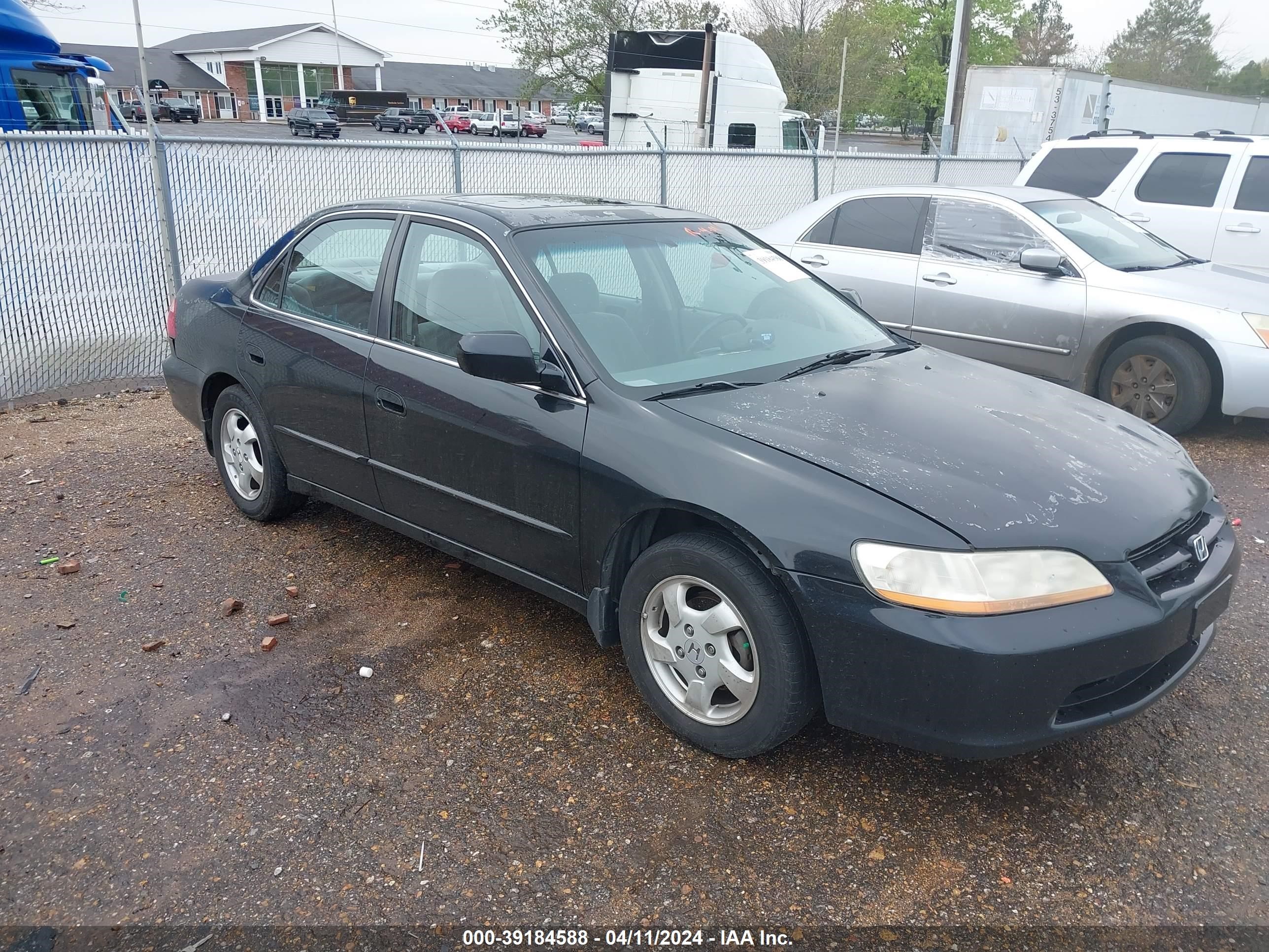 HONDA ACCORD 2000 1hgcg5652ya131379