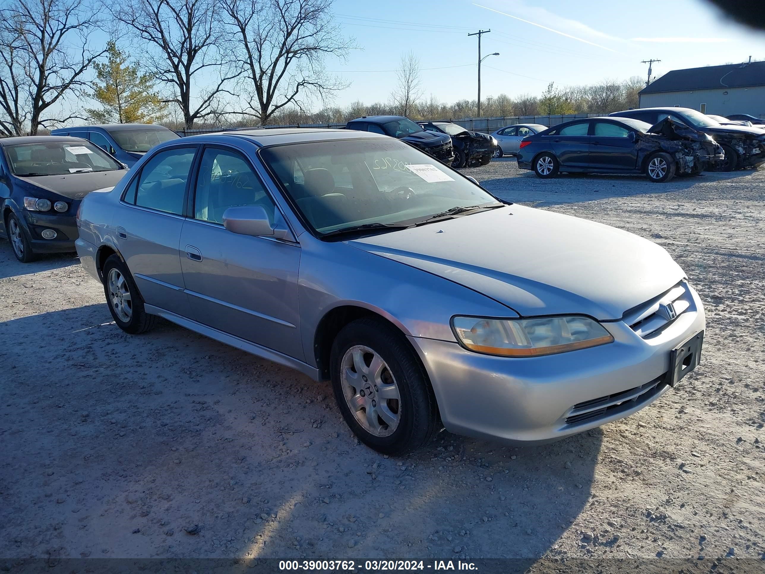 HONDA ACCORD 2001 1hgcg56601a052422