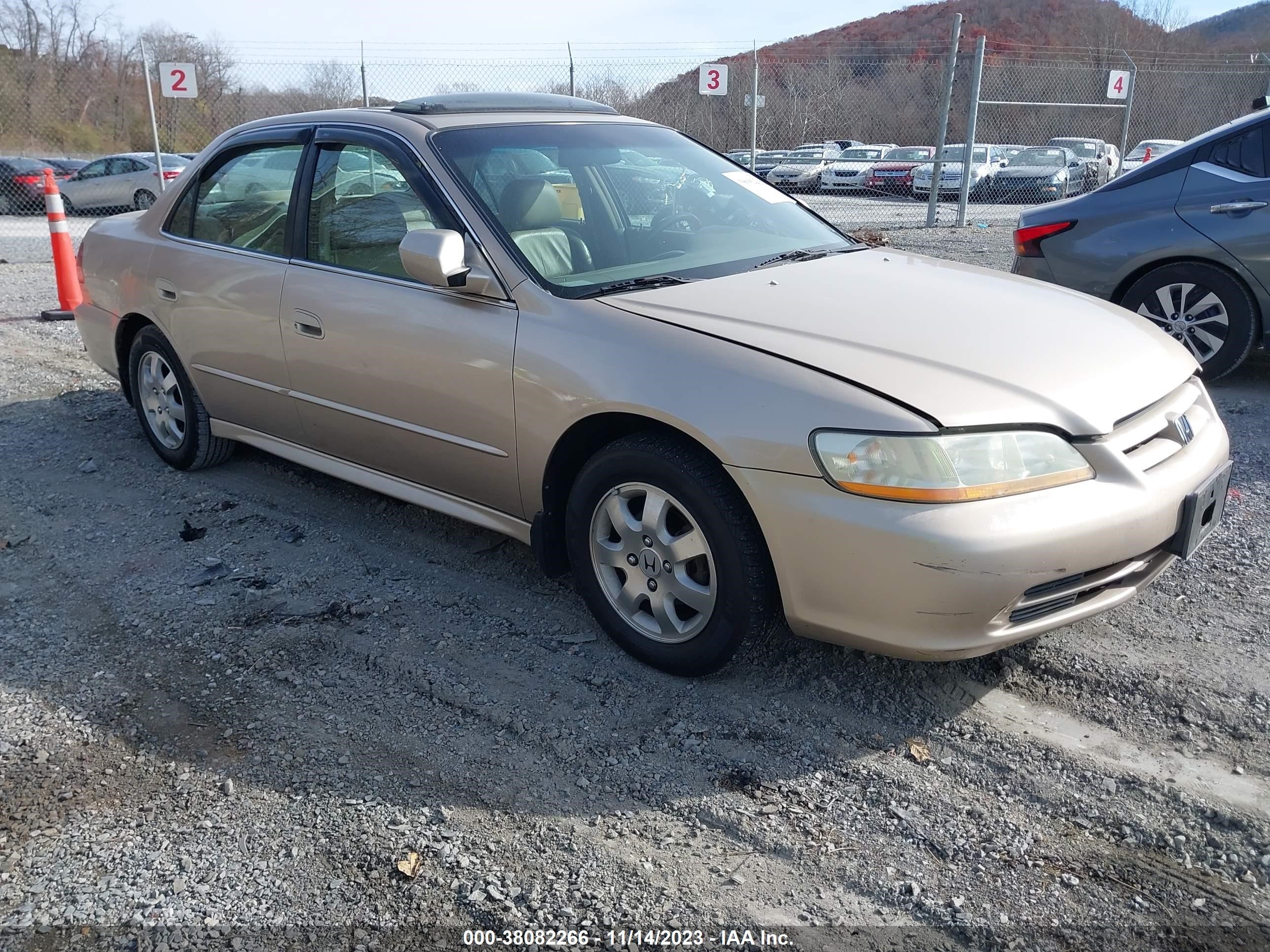 HONDA ACCORD 2002 1hgcg56632a083617