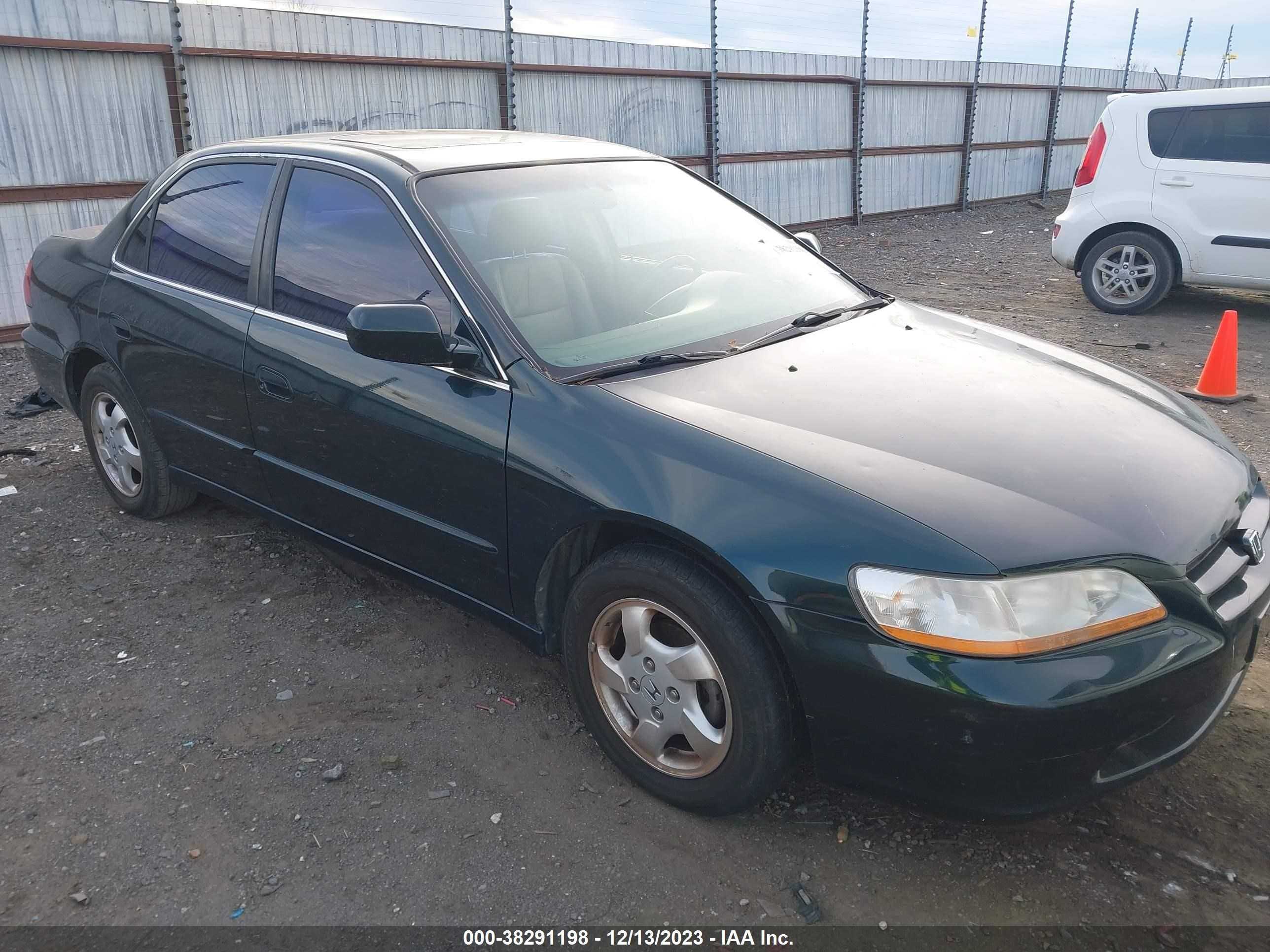 HONDA ACCORD 2000 1hgcg5667ya100301