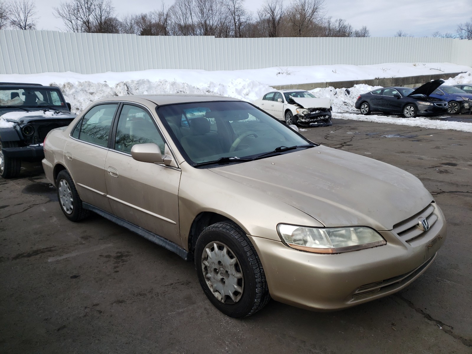 HONDA ACCORD LX 2001 1hgcg66521a014204