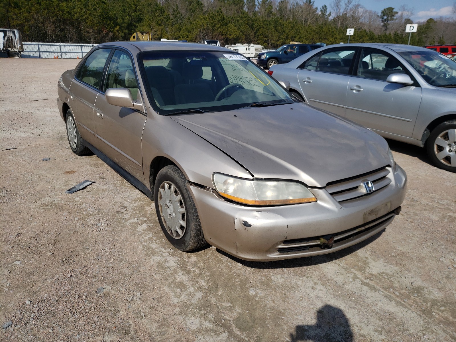 HONDA ACCORD LX 2001 1hgcg66571a001982