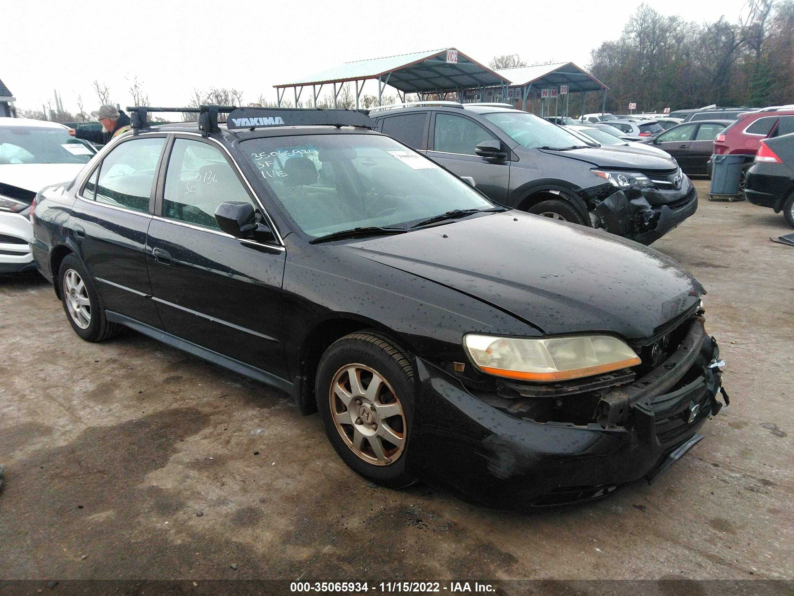 HONDA ACCORD 2002 1hgcg66802a061226