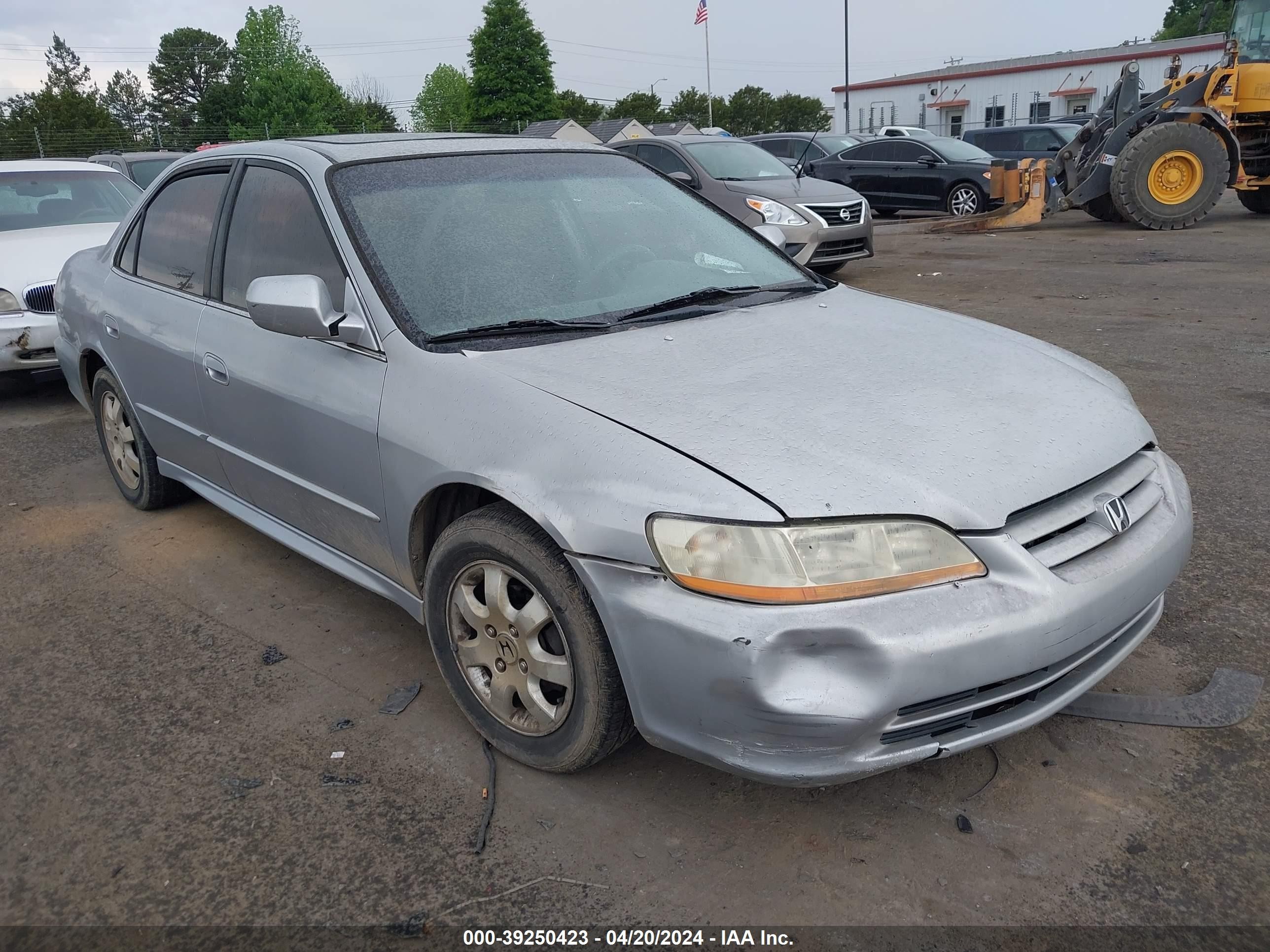 HONDA ACCORD 2002 1hgcg66882a057585