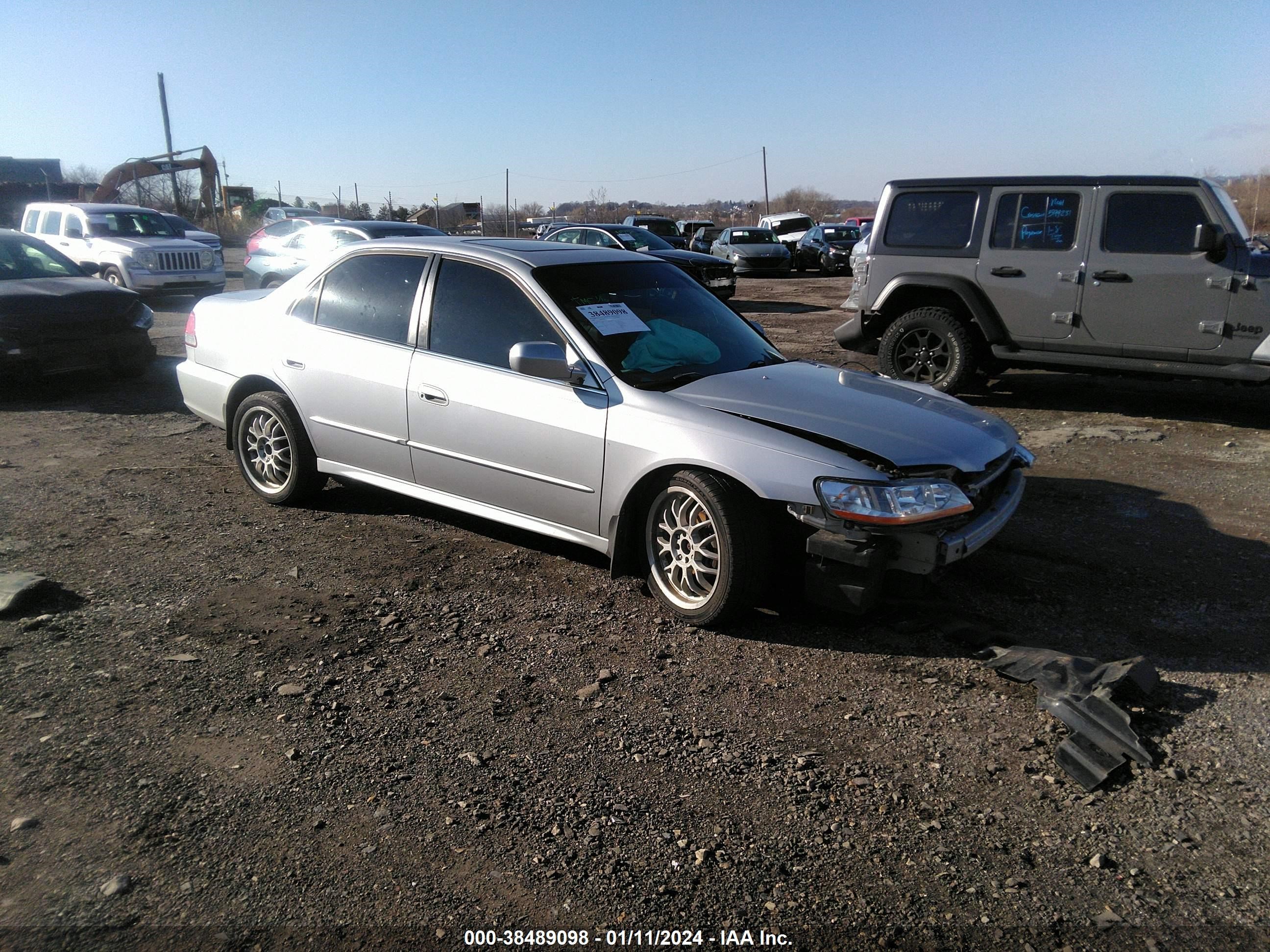 HONDA ACCORD 2002 1hgcg668x2a060360