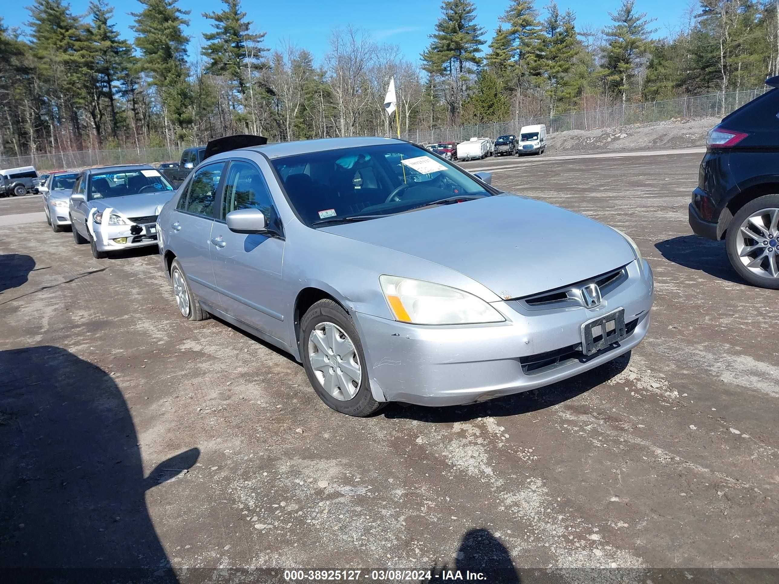 HONDA ACCORD 2004 1hgcm56384a110120