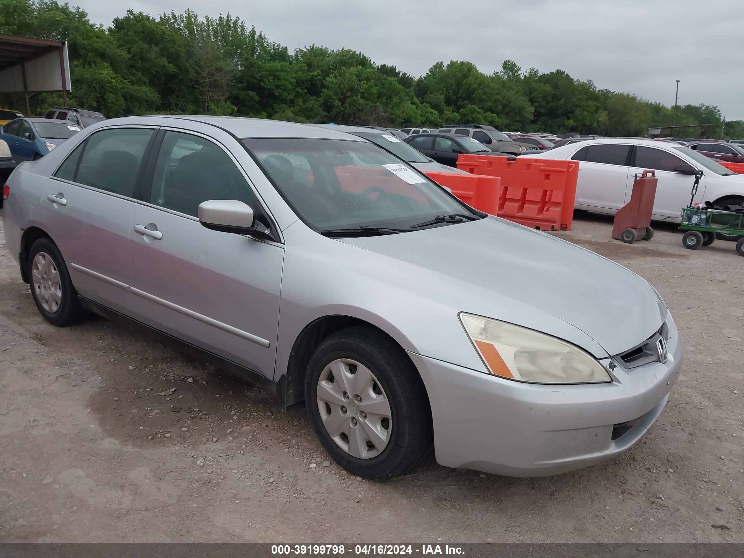 HONDA ACCORD 2003 1hgcm56393a090927