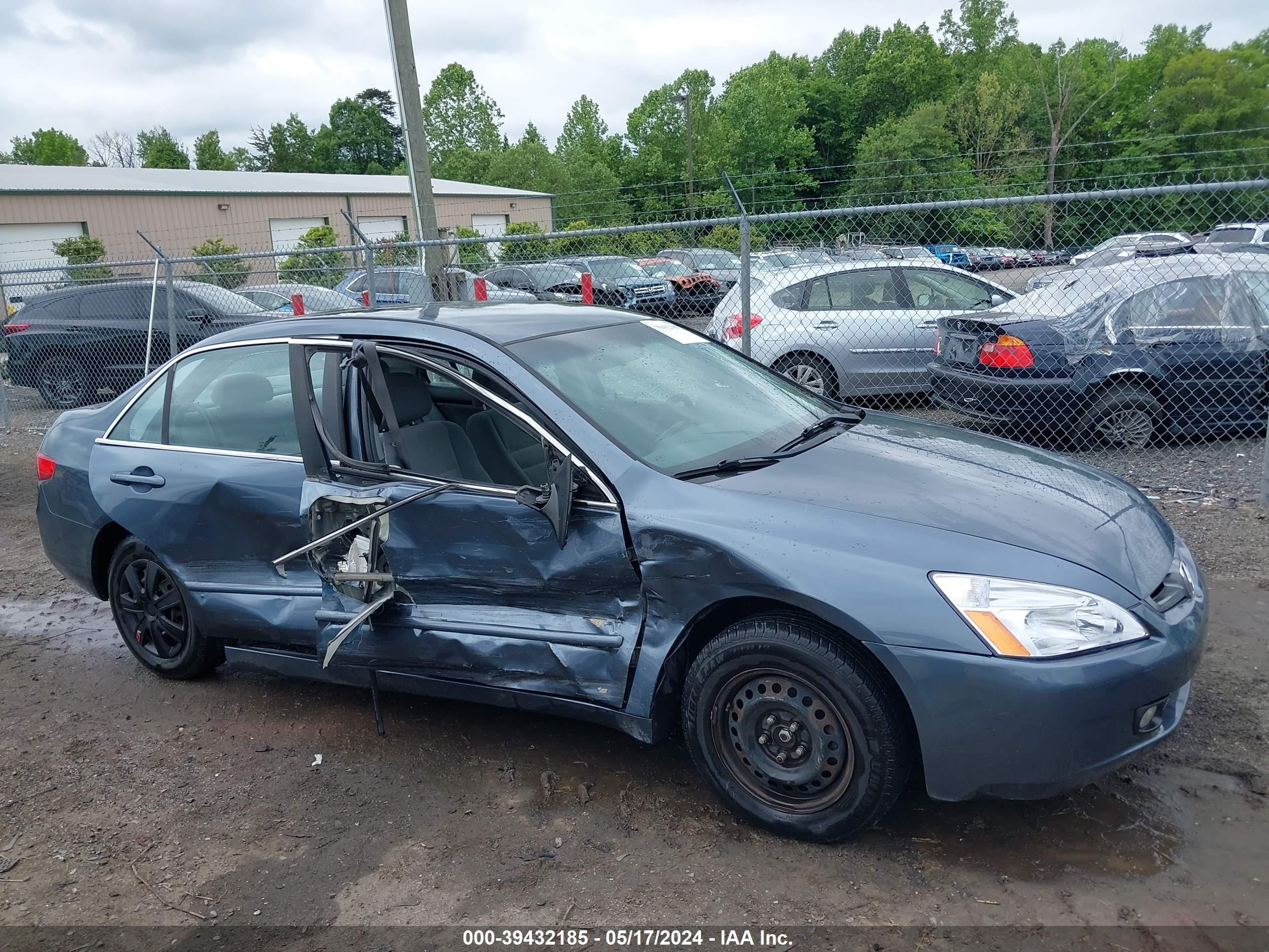 HONDA ACCORD 2005 1hgcm56425a101164