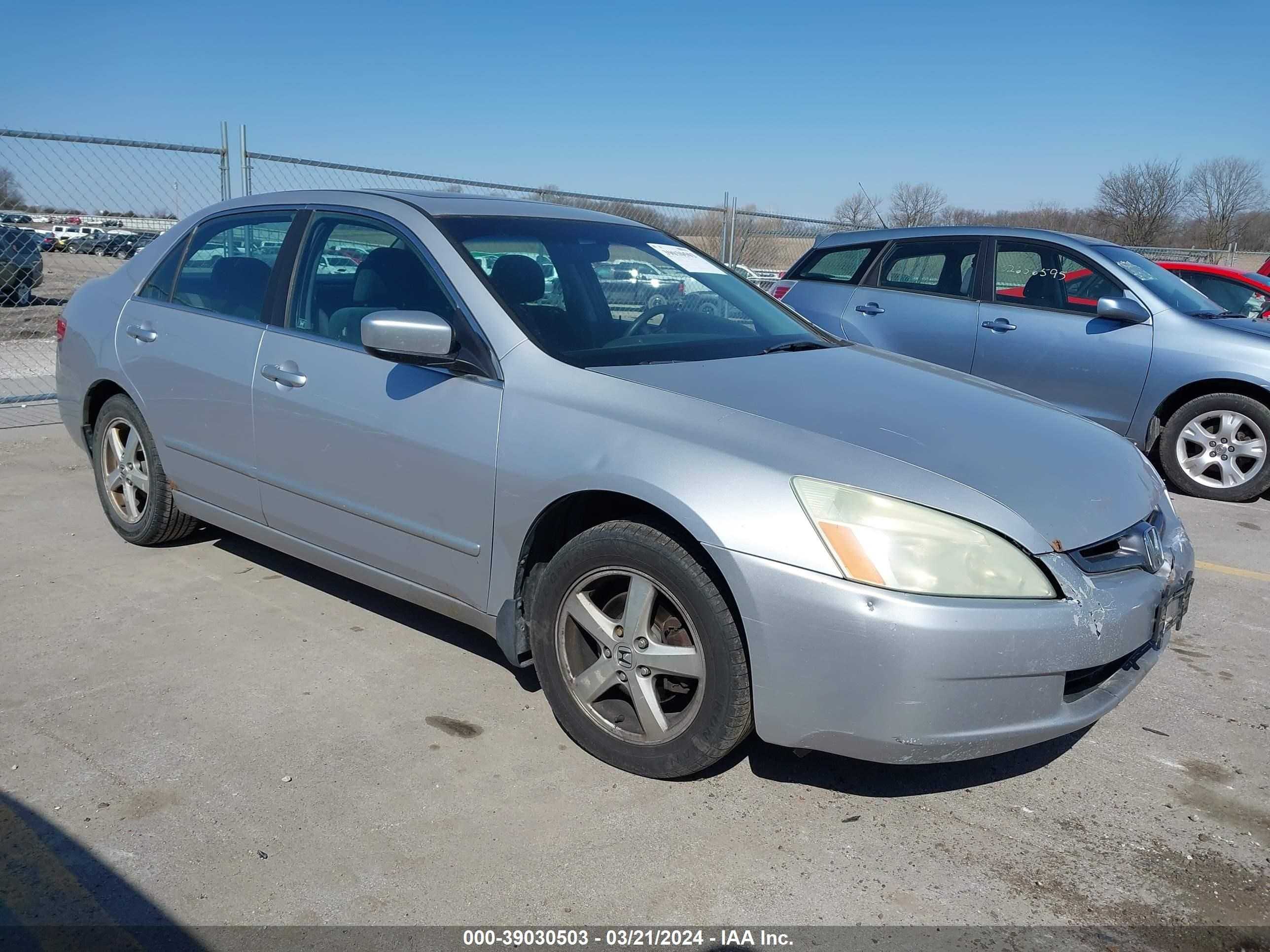 HONDA ACCORD 2004 1hgcm56624a072345