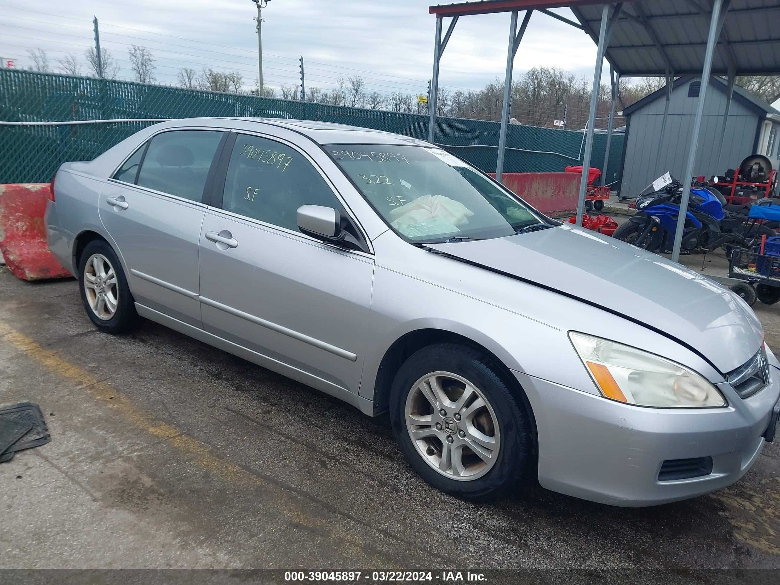 HONDA ACCORD 2006 1hgcm56726a115660