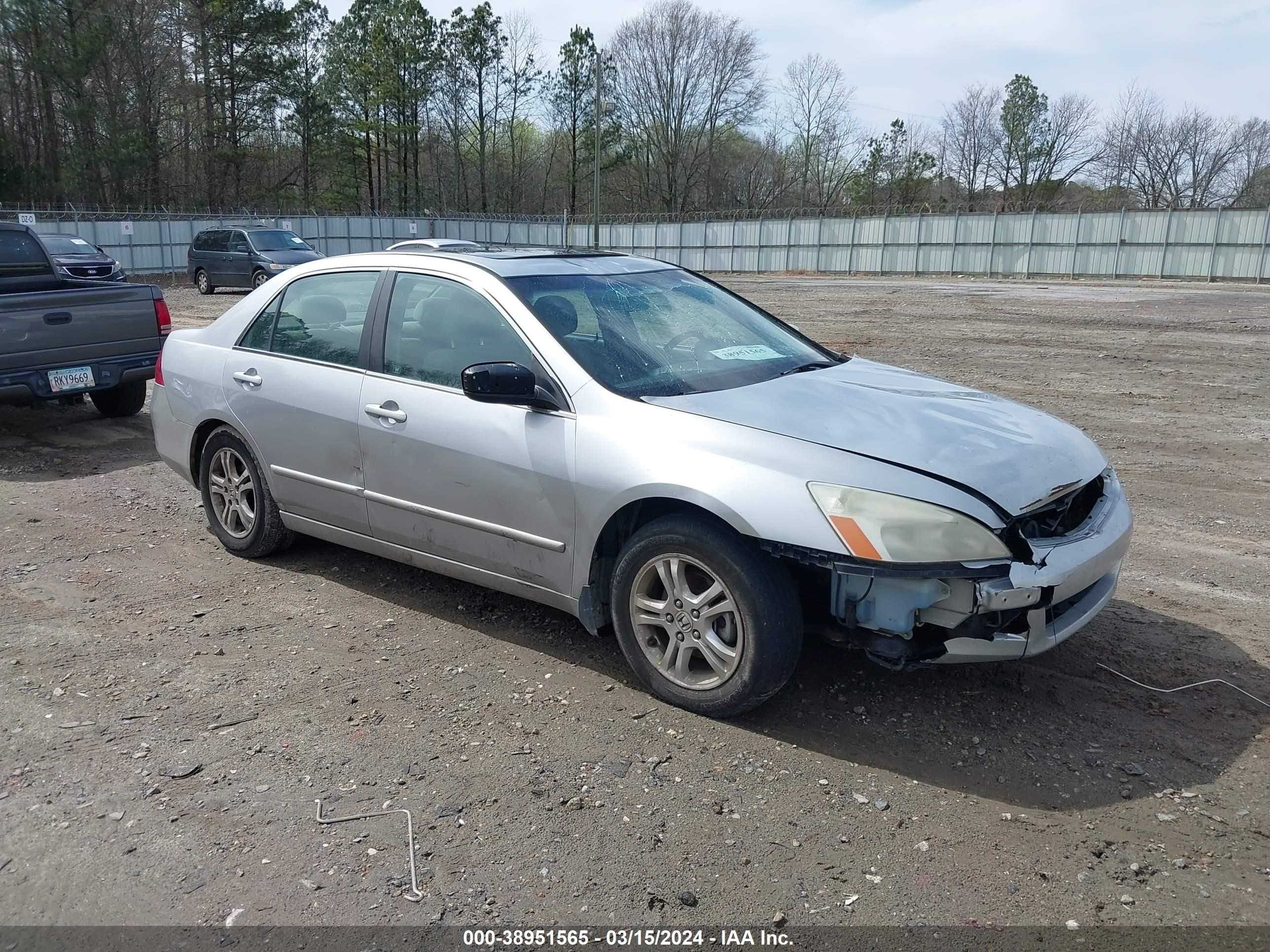 HONDA ACCORD 2006 1hgcm56746a111044