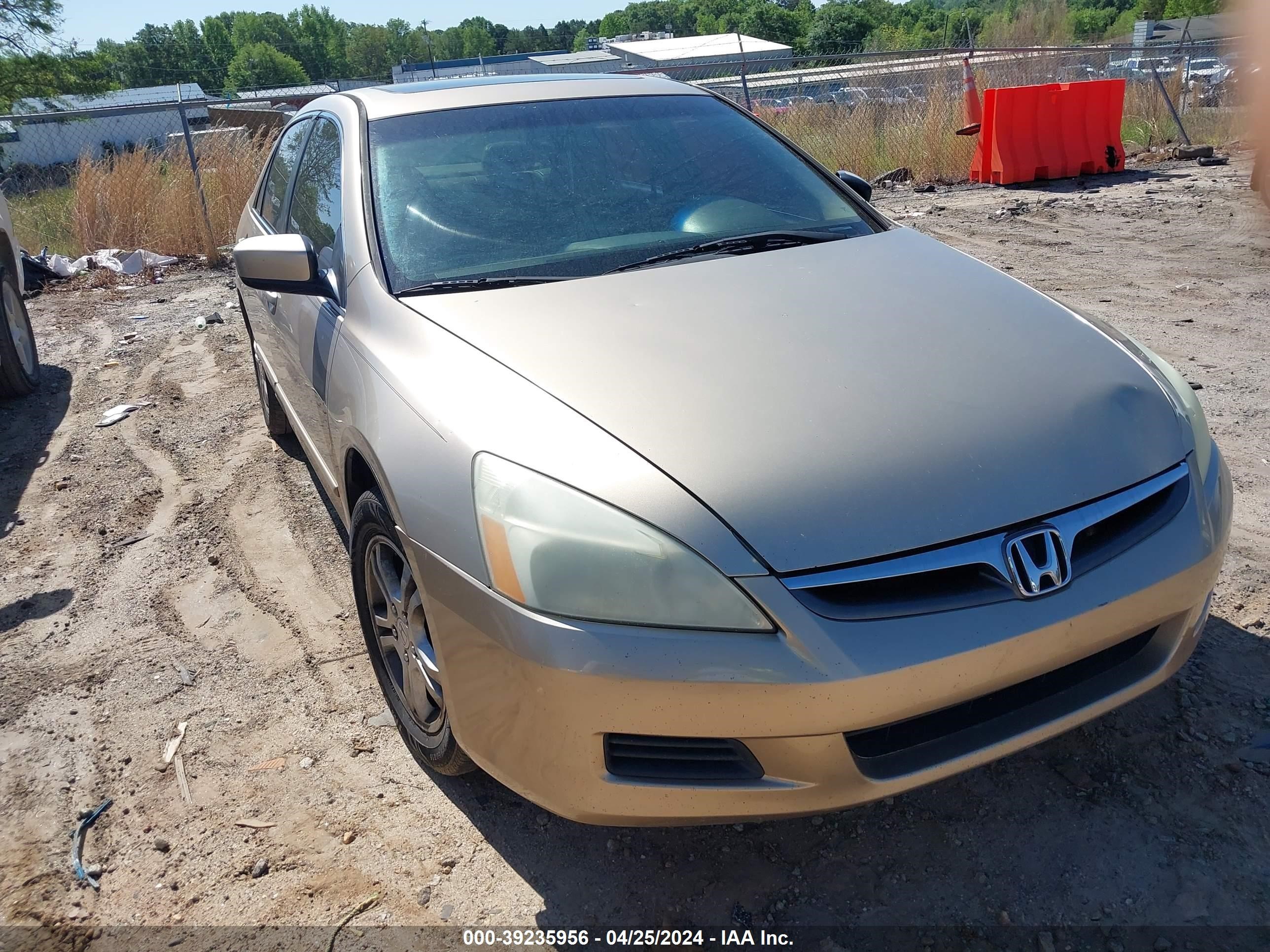 HONDA ACCORD 2007 1hgcm56747a150640